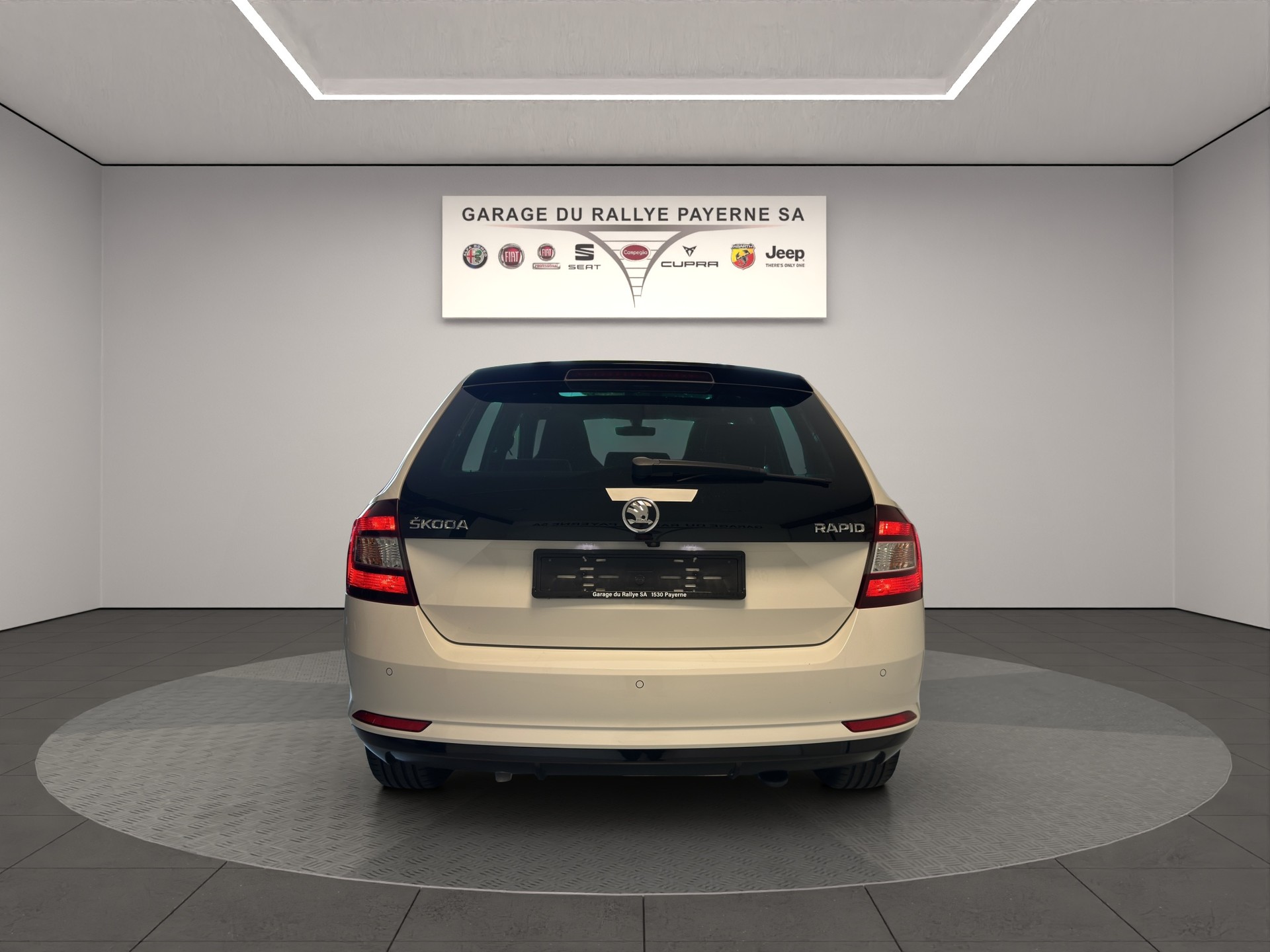 SKODA Rapid Spaceback 1.2 TSI Monte Carlo DSG-showroom-element-3
