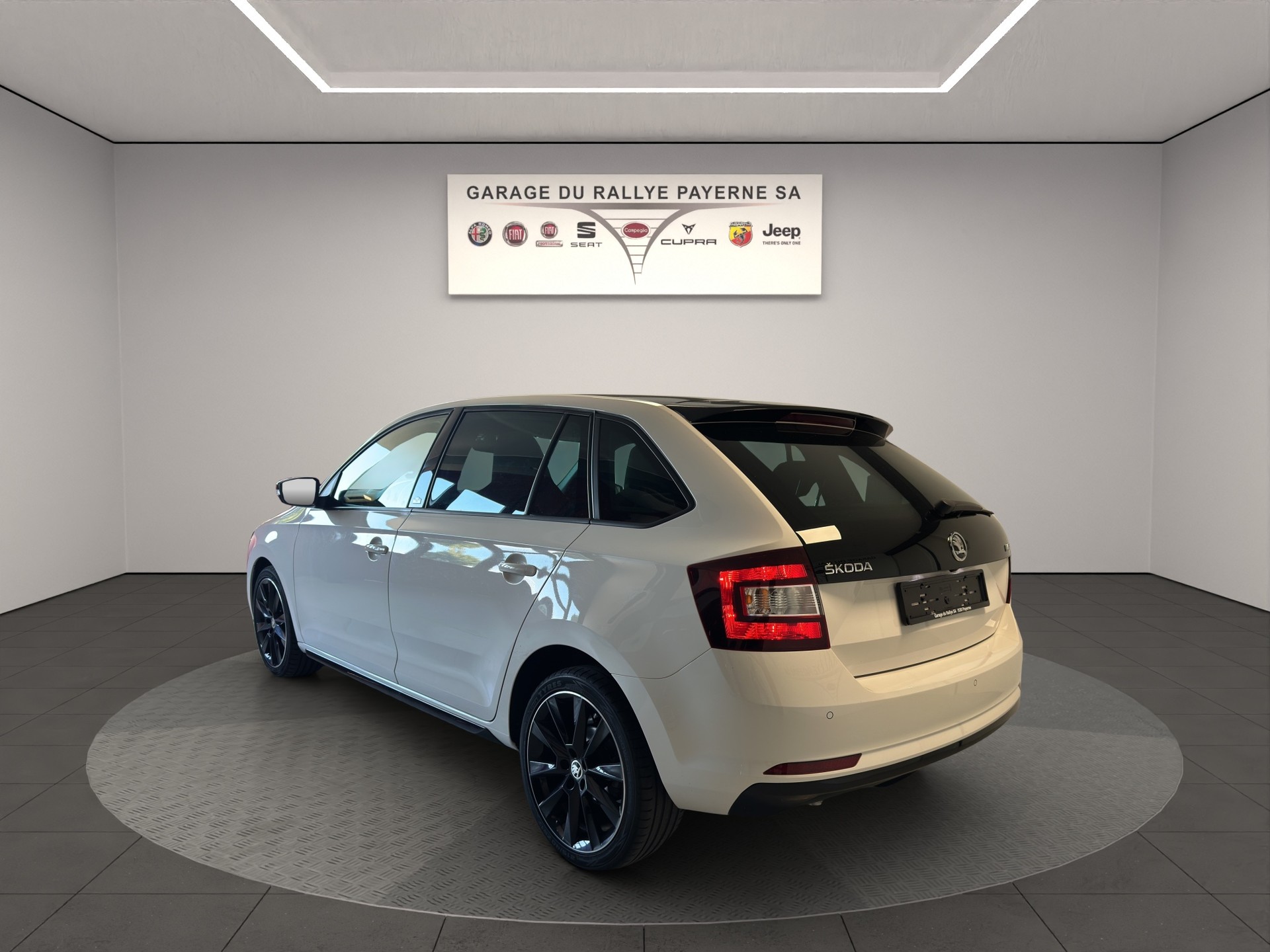 SKODA Rapid Spaceback 1.2 TSI Monte Carlo DSG-showroom-element-2
