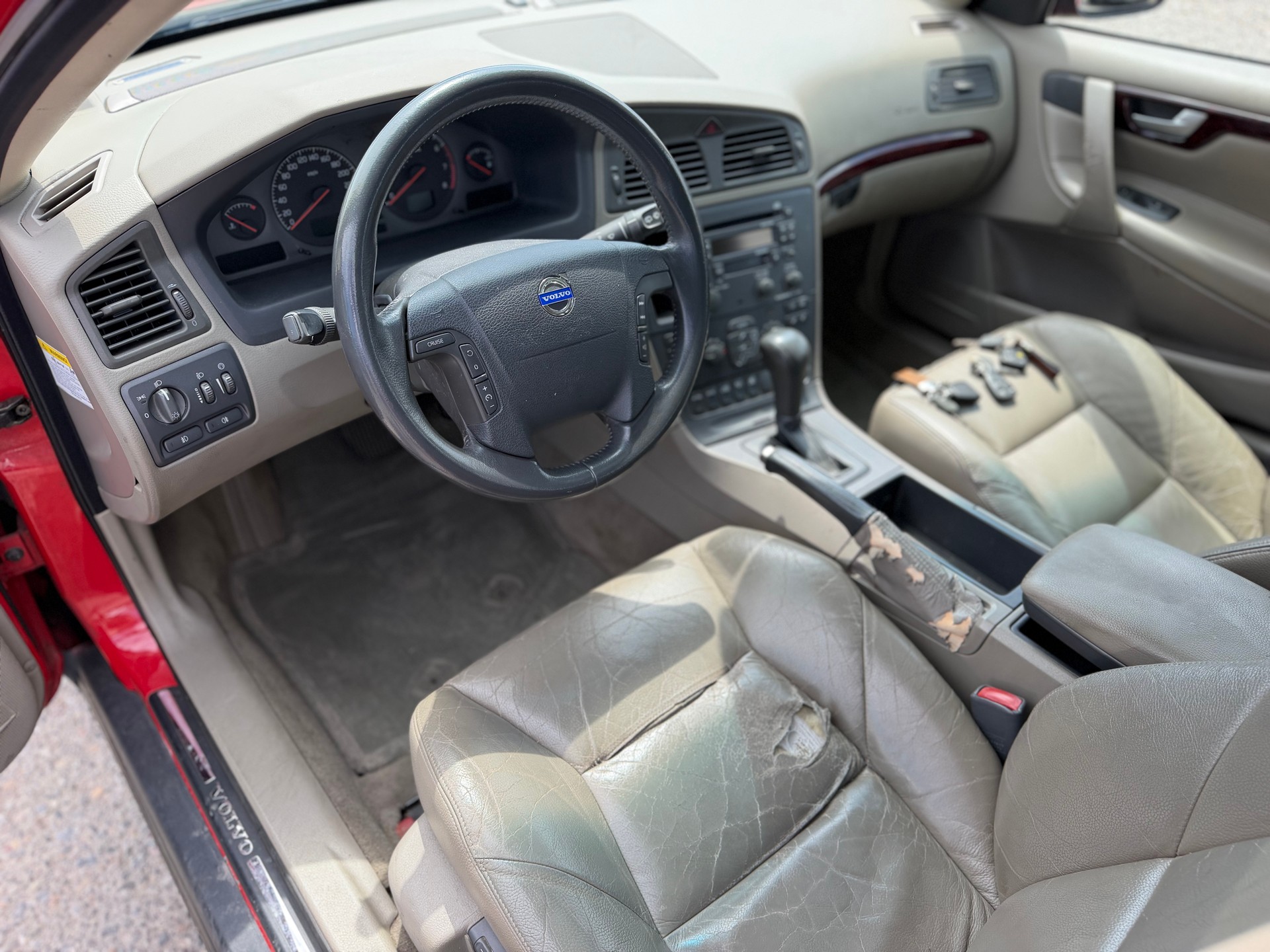 VOLVO V70 2.4 Bi-Fuel-image-16
