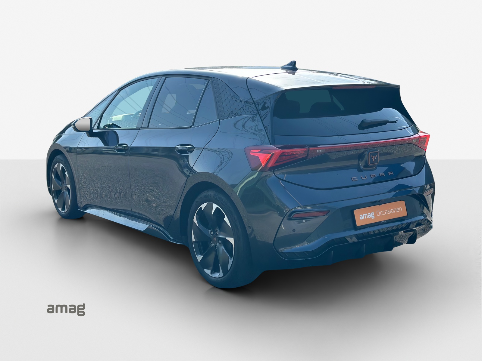 CUPRA Born 77 kWh e-Boost-showroom-element-2