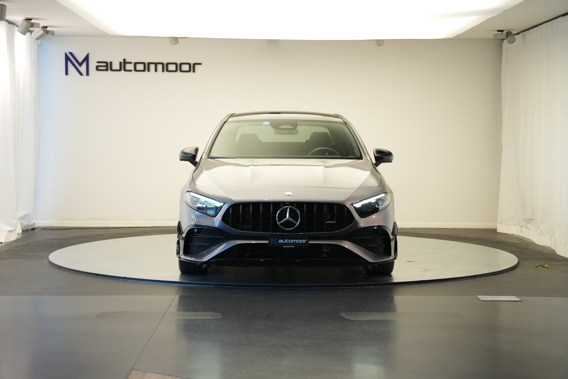 MERCEDES-BENZ A AMG 35 4Matic+ 8G-DCT *CH-Fahrzeug* *Panorama* *HuD* *Burmester*-showroom-element-1