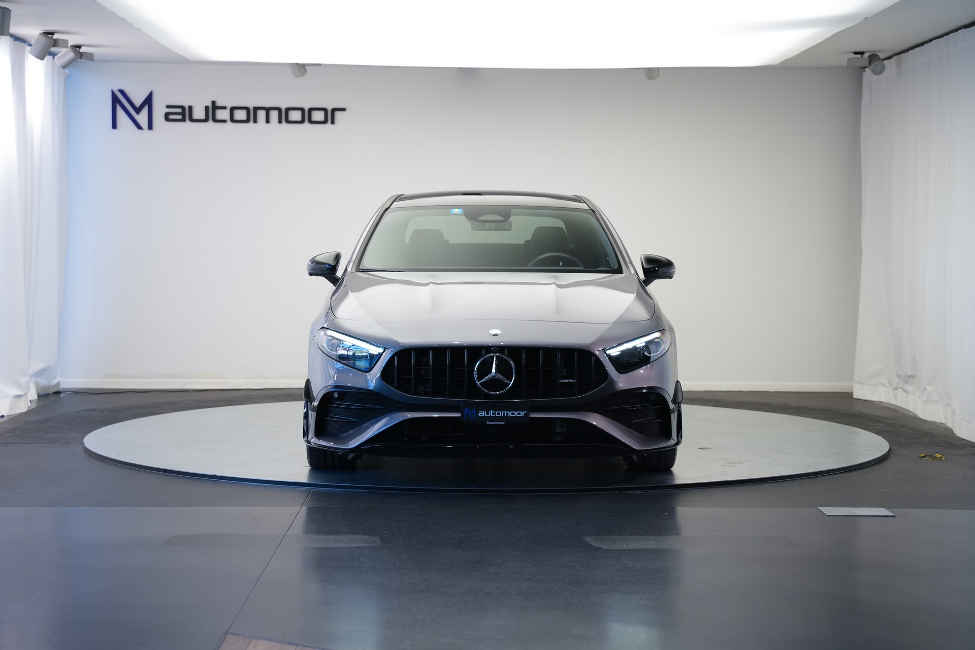 MERCEDES-BENZ A AMG 35 4Matic+ 8G-DCT *CH-Fahrzeug* *Panorama* *HuD* *Burmester*-showroom-element-1