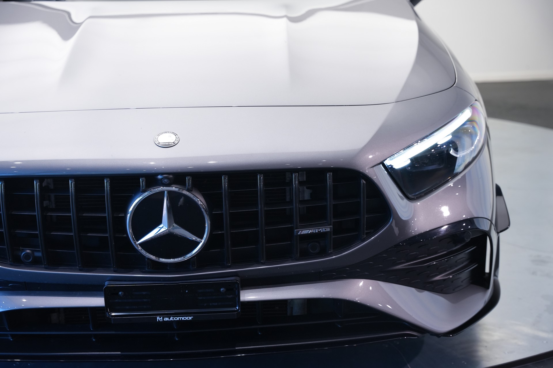 MERCEDES-BENZ A AMG 35 4Matic+ 8G-DCT *CH-Fahrzeug* *Panorama* *HuD* *Burmester*-image-46