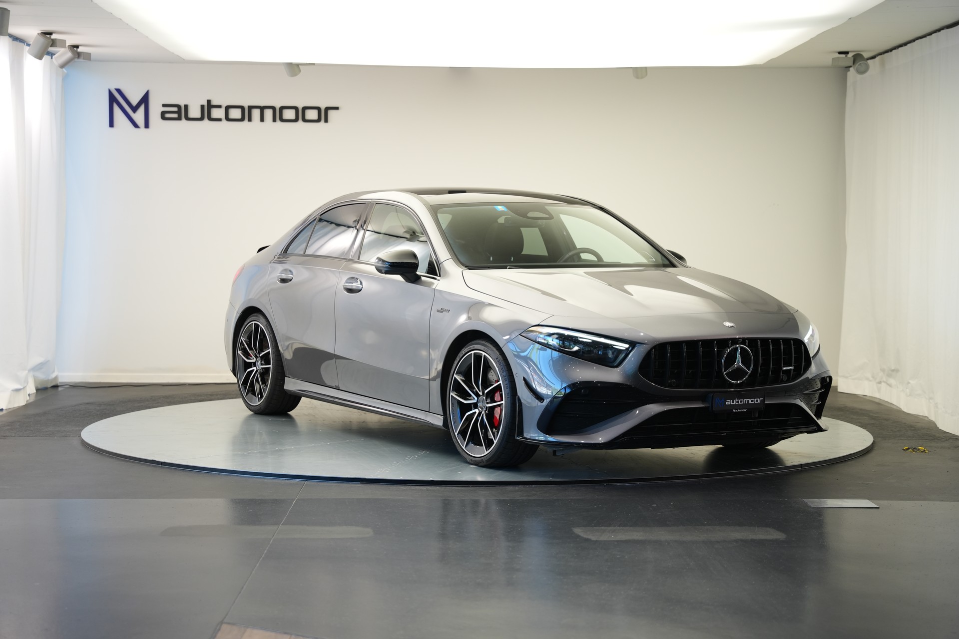 MERCEDES-BENZ A AMG 35 4Matic+ 8G-DCT *CH-Fahrzeug* *Panorama* *HuD* *Burmester*-showroom-element-2