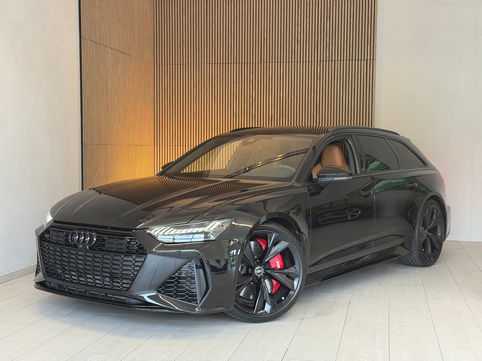 AUDI RS6 Avant 4.0 TFSI V8 quattro