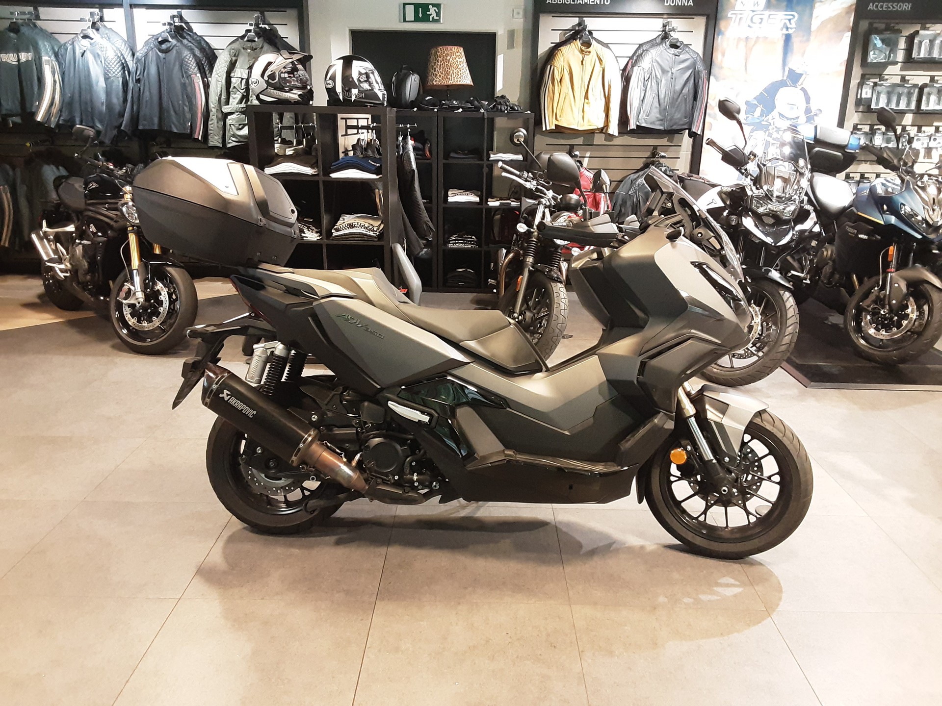 HONDA ADV 350