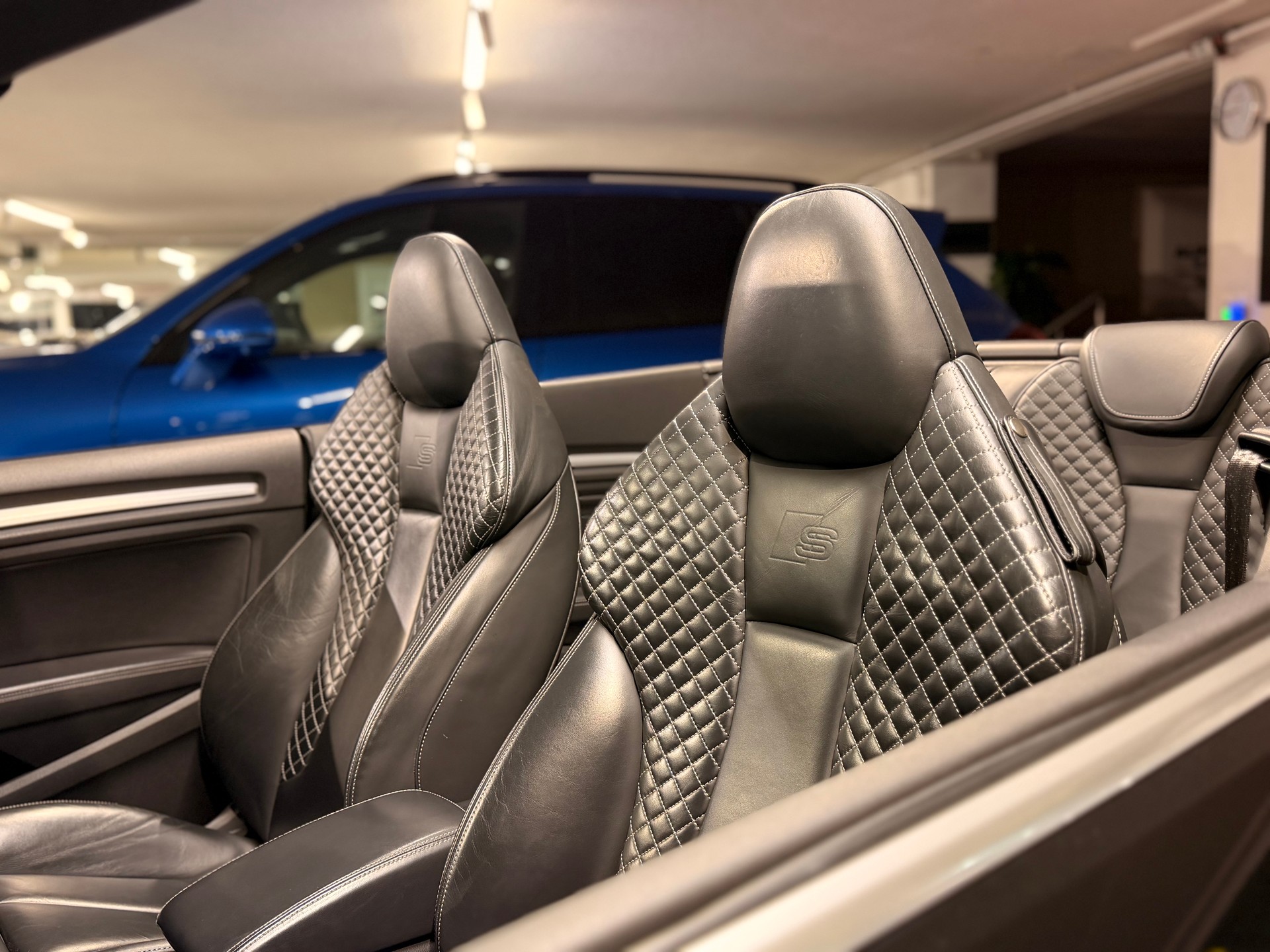 AUDI S3 Cabriolet 2.0 TFSI quattro S-tronic-image-11