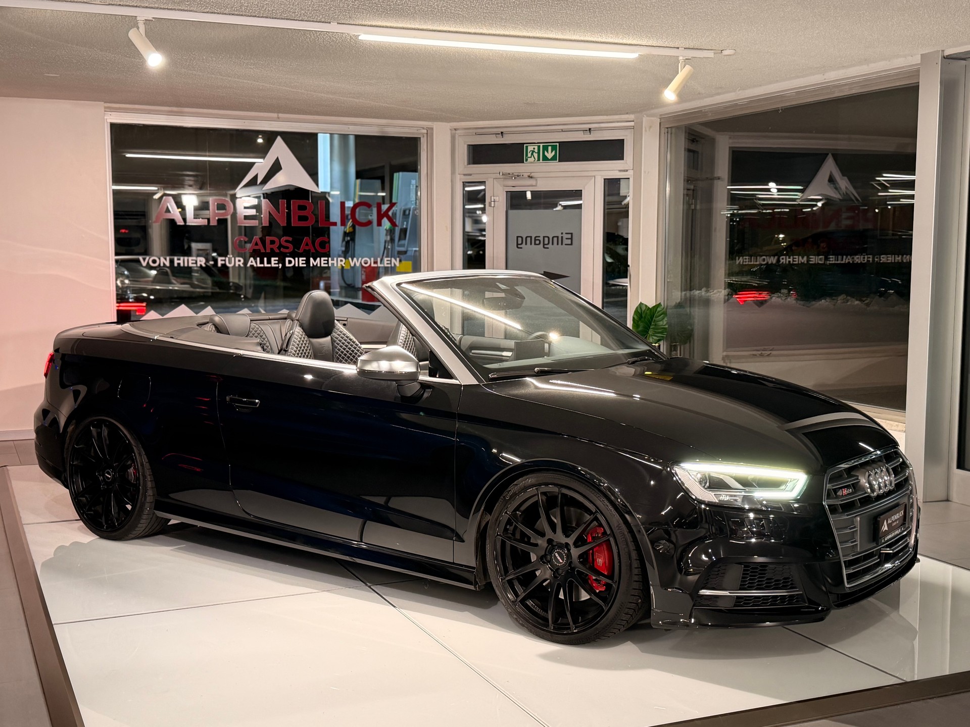 AUDI S3 Cabriolet 2.0 TFSI quattro S-tronic-showroom-element-3