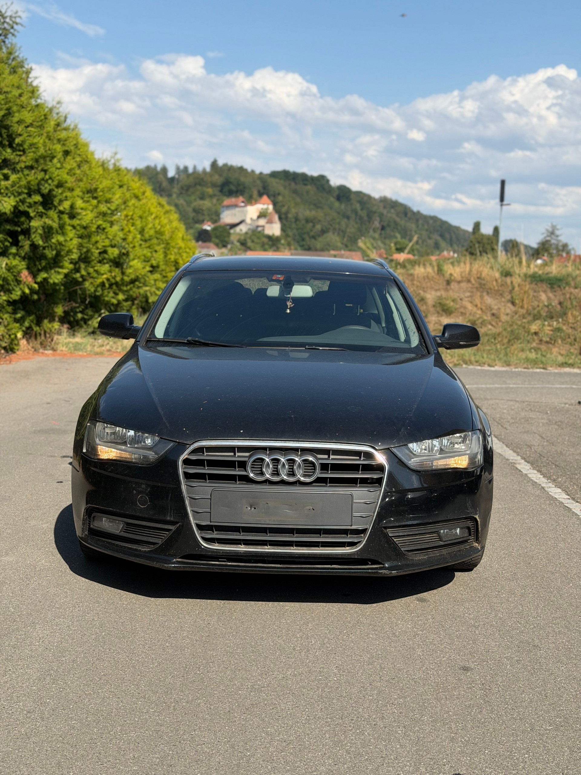 AUDI A4 Avant 2.0 TDIe-showroom-element-1
