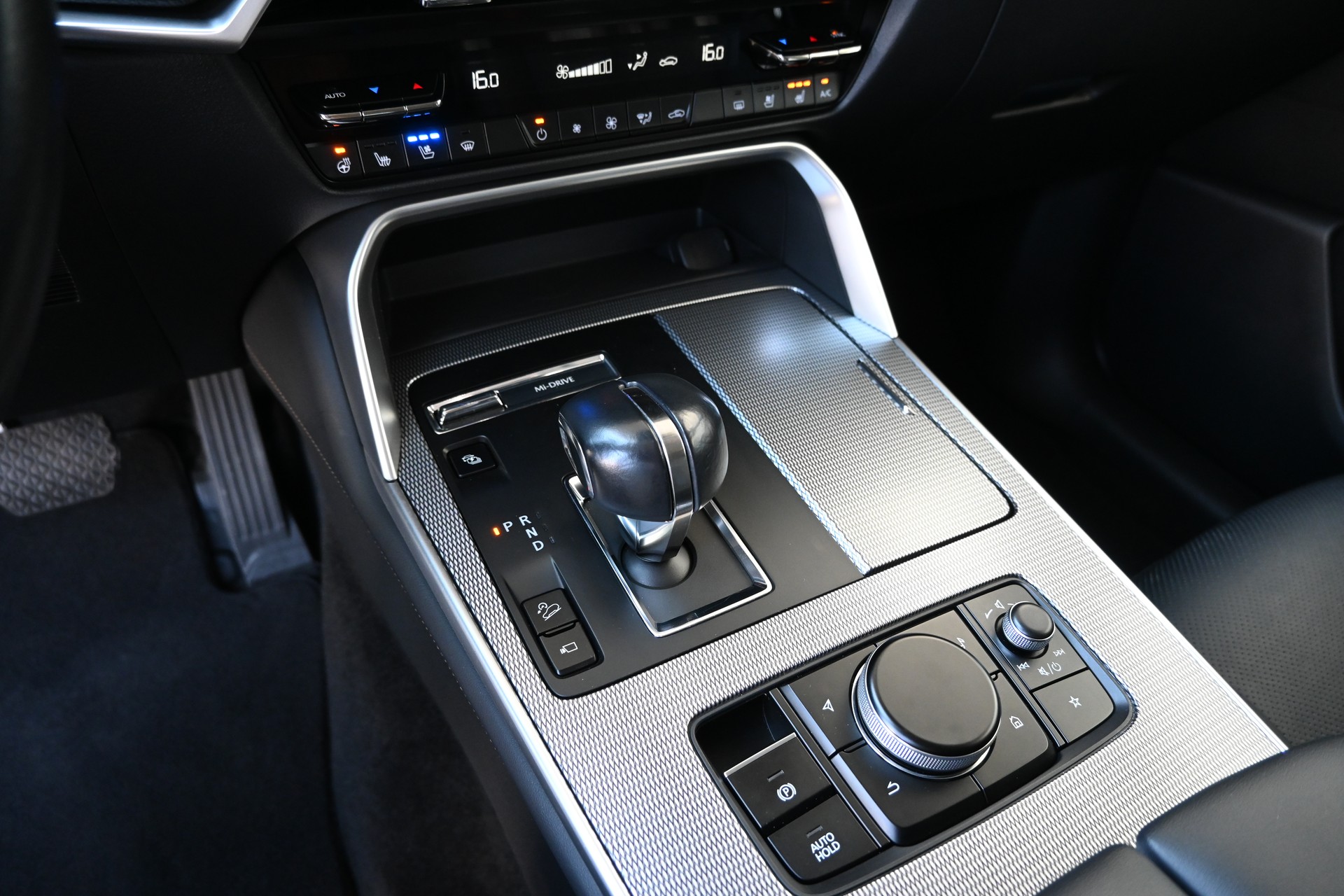 MAZDA CX-60 e-Skyactiv PHEV 327 AWD Homura + AHK 2500kg-image-21
