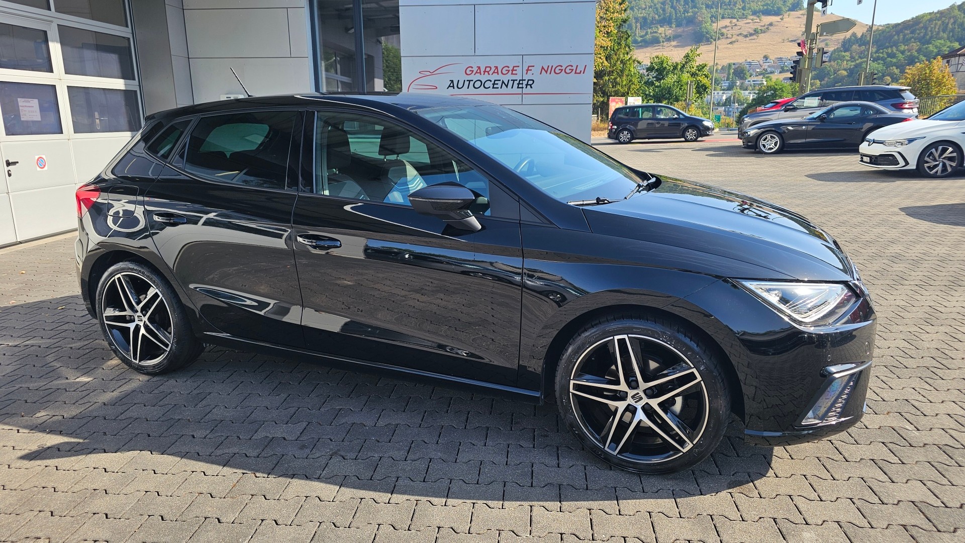 SEAT Ibiza 1.0 EcoTSI FR-showroom-element-2