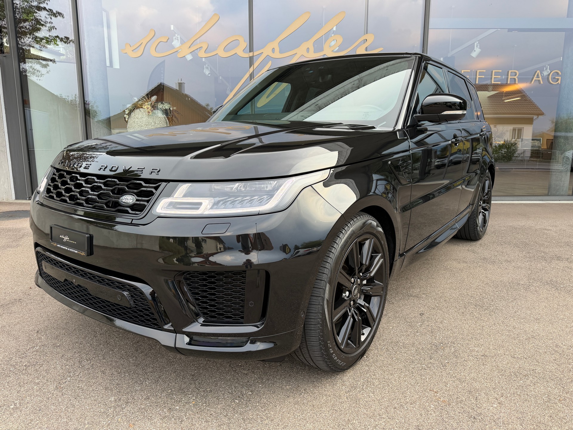 LAND ROVER Range Rover Sport D300 3.0D I6 MHEV HSE Dynamic Automatic-showroom-element-1