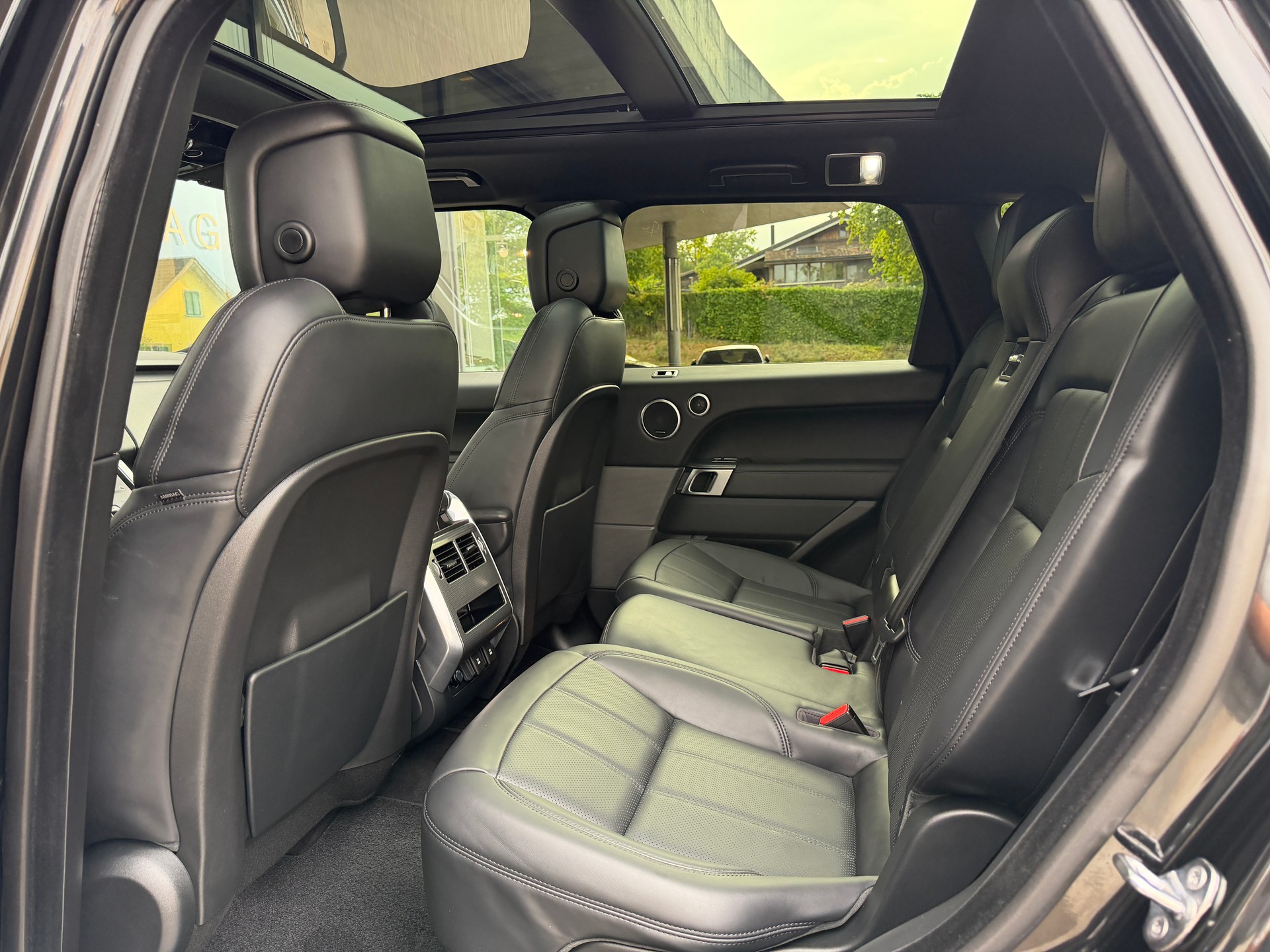 LAND ROVER Range Rover Sport D300 3.0D I6 MHEV HSE Dynamic Automatic-image-23