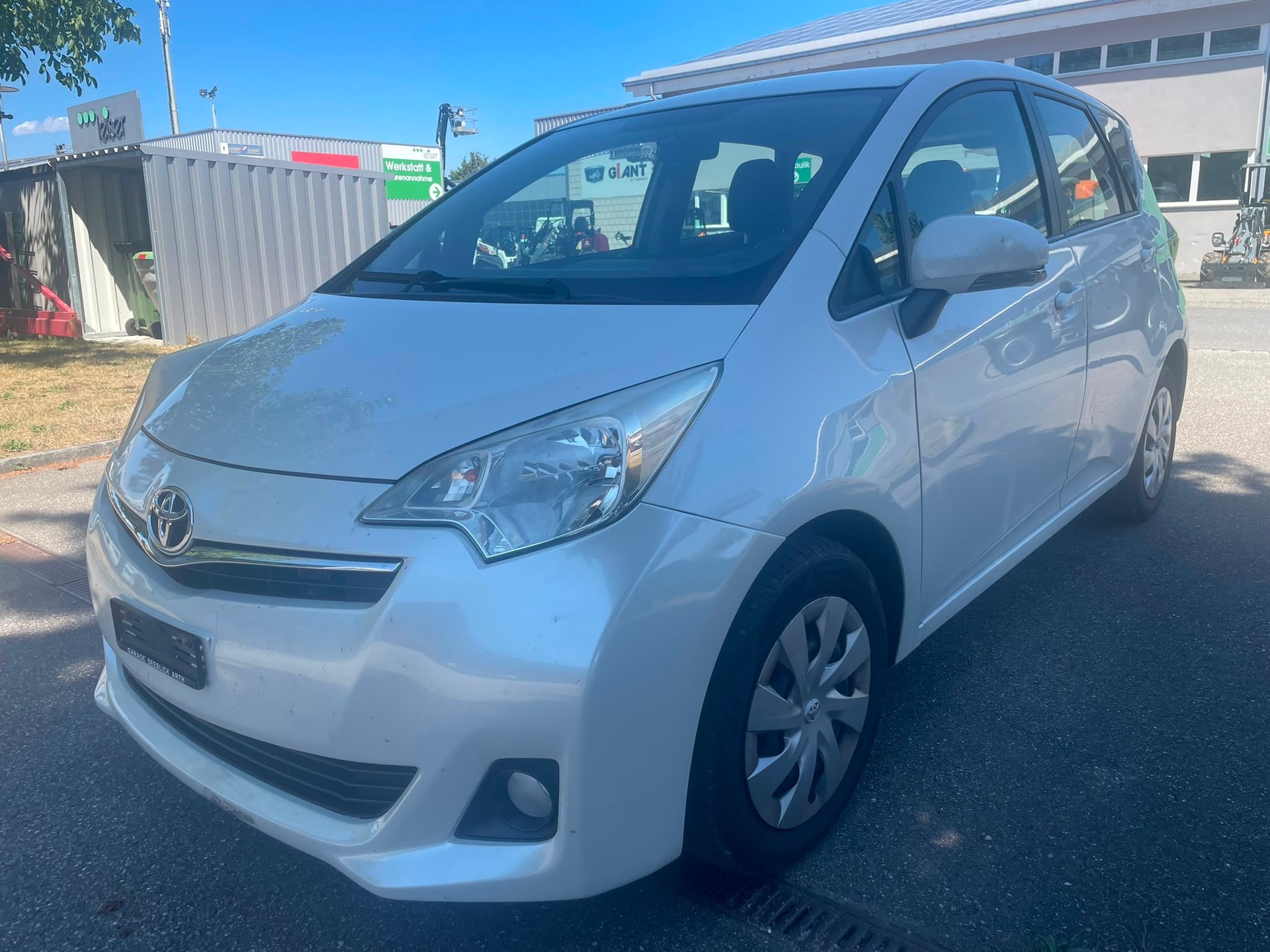 TOYOTA Verso-S 1.4 D-4D Linea Luna