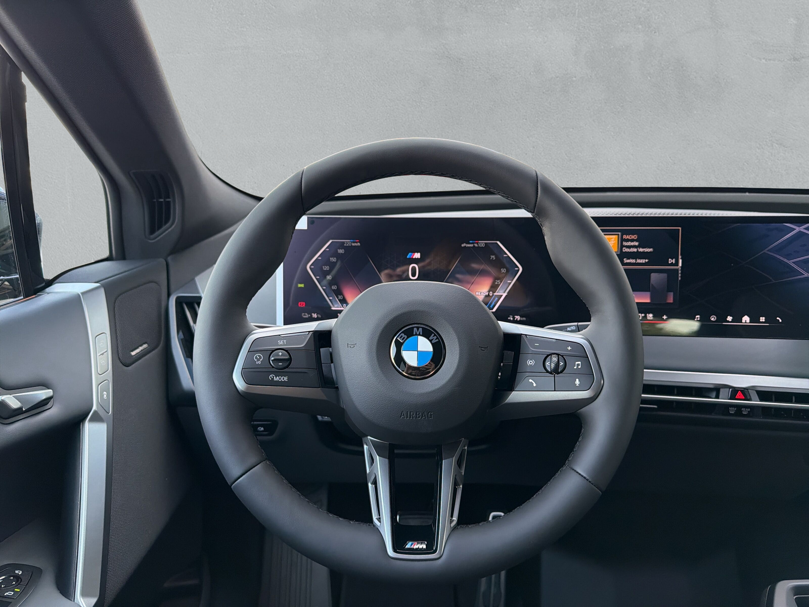 BMW iX xDrive60 M Sport Pro-image-20