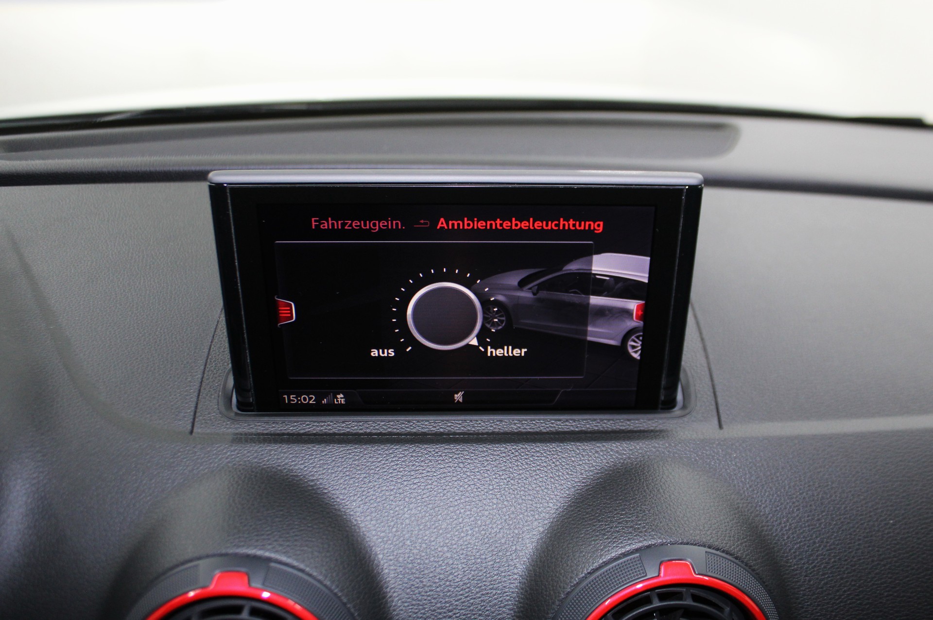 AUDI RS3 Sportback 2.5 TSI quattro S-tronic RS-Designpaket / OHNE OPF / CH-Fahrzeug-image-27