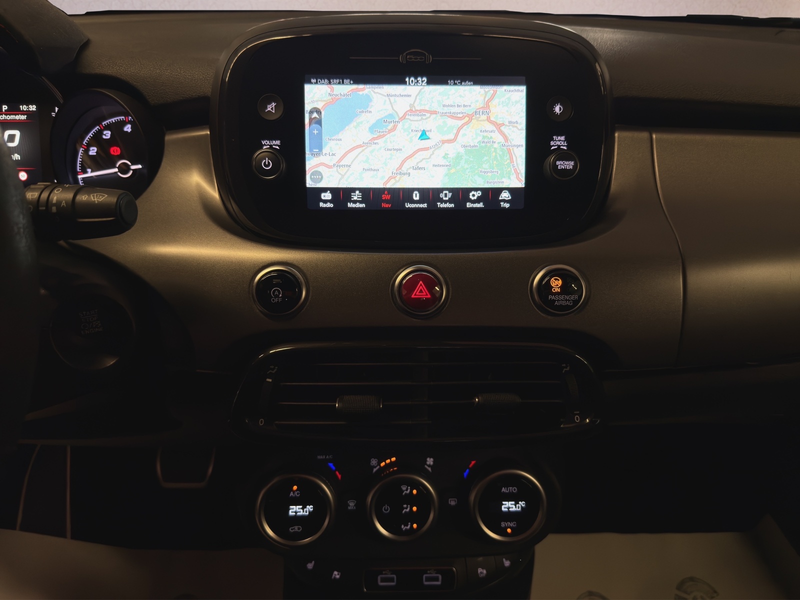FIAT 500X 1.3 GSE Sport-image-14