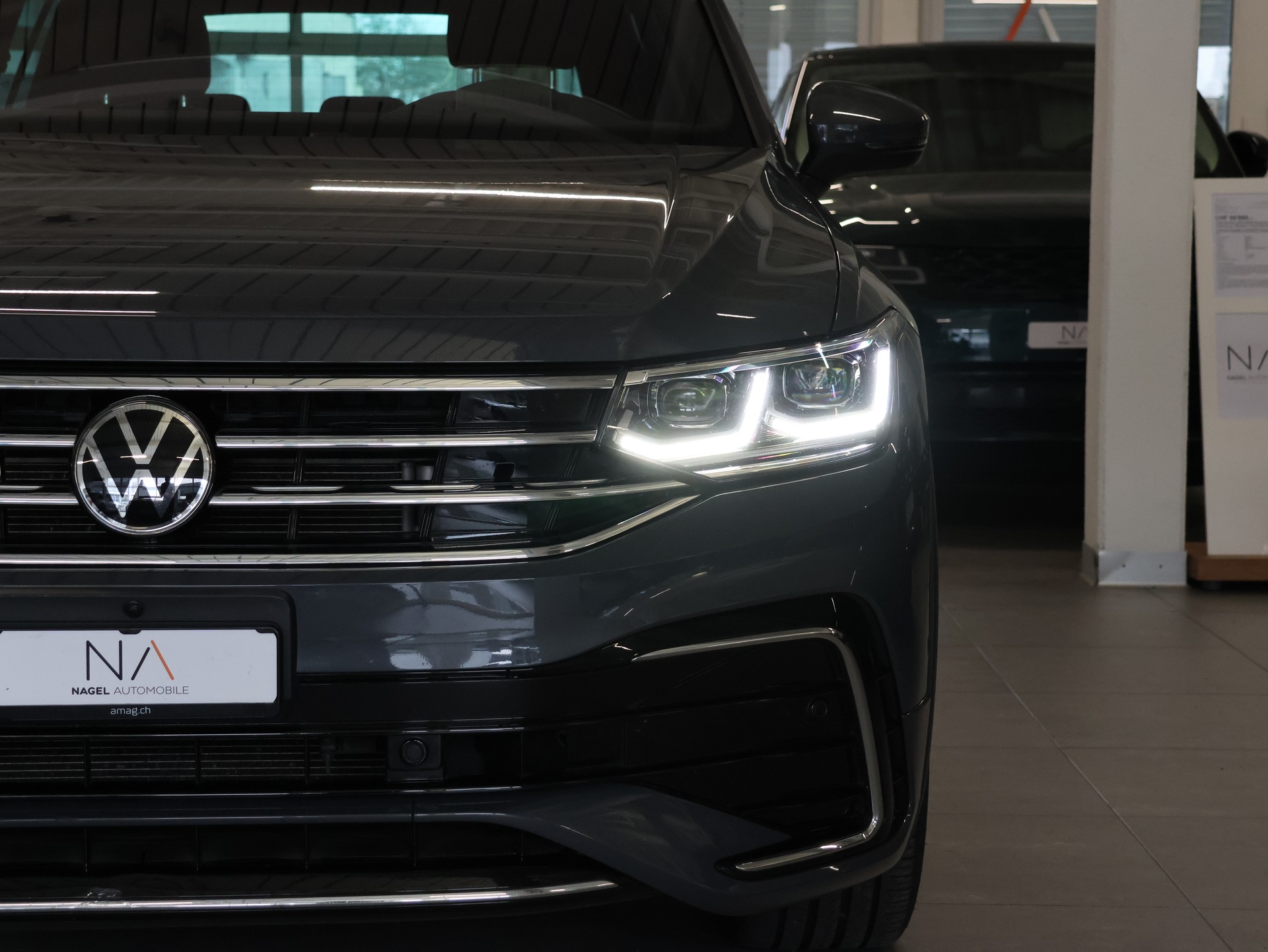 VW Tiguan 2.0TSI R-Line 4Motion DSG *360 Kamera* *Sitzheizung* *Harman/Kardon*-showroom-element-3