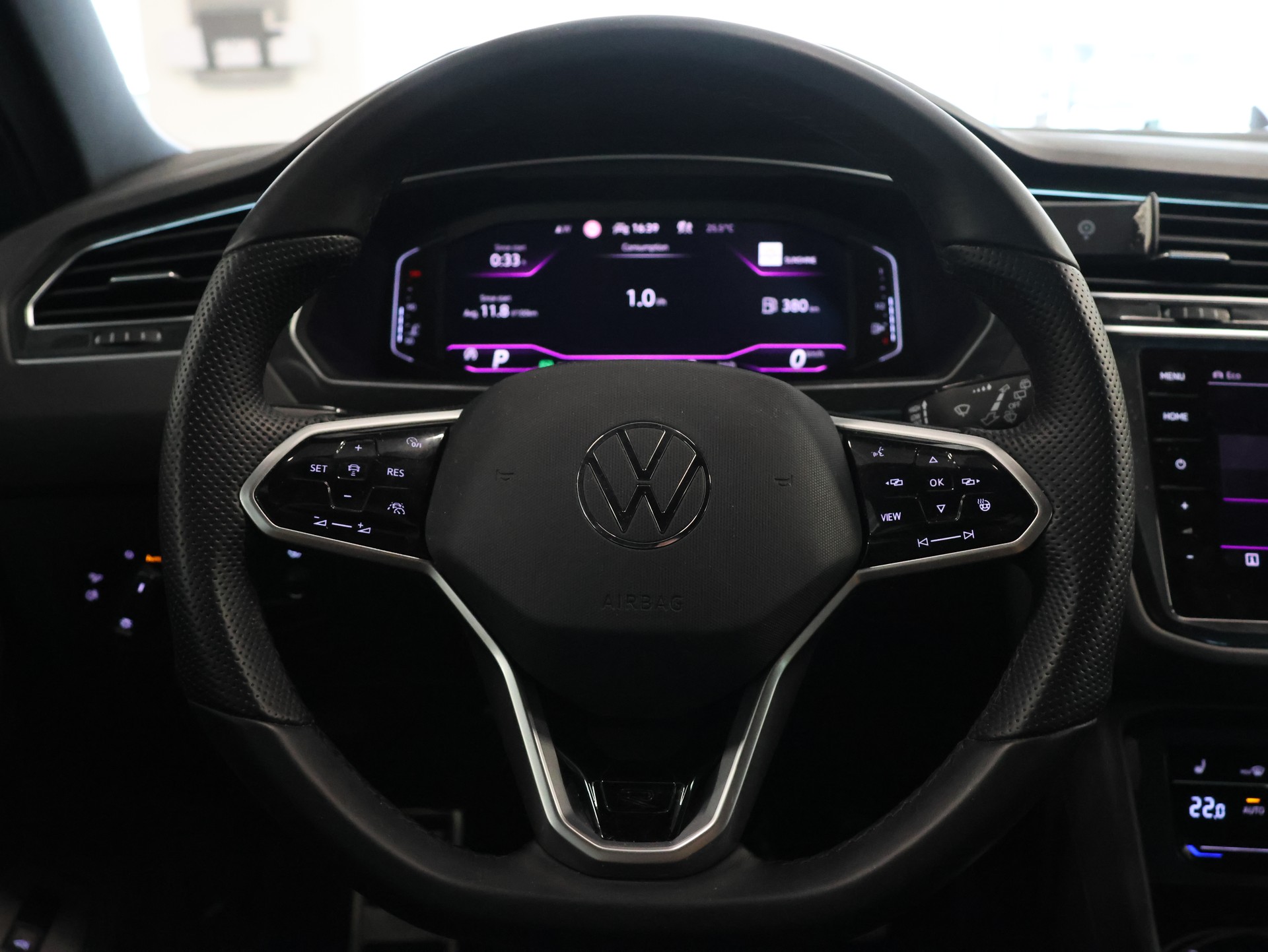 VW Tiguan 2.0TSI R-Line 4Motion DSG *360 Kamera* *Sitzheizung* *Harman/Kardon*-image-22