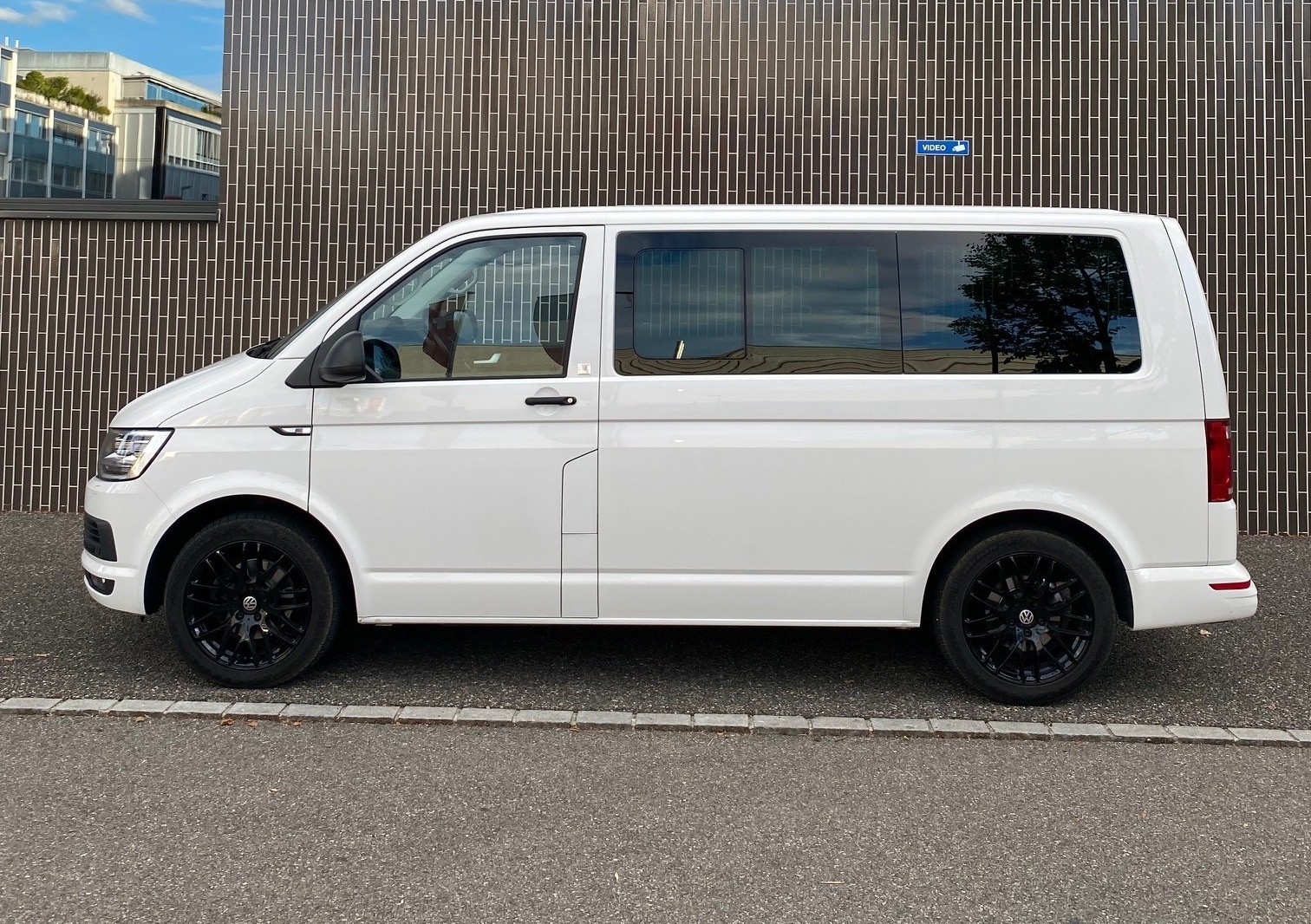 VW T6 Multivan 2.0 TDI Liberty-image-3