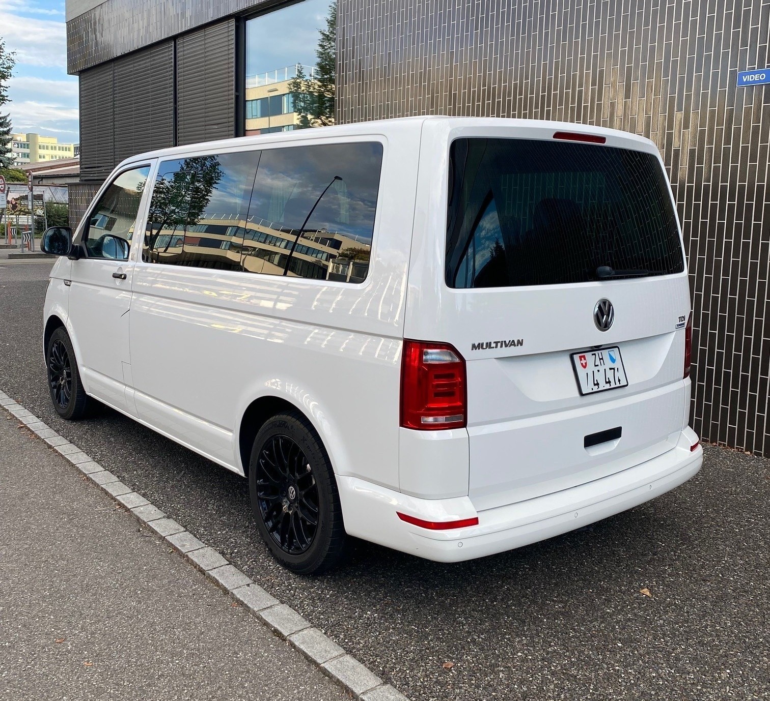 VW T6 Multivan 2.0 TDI Liberty-image-5