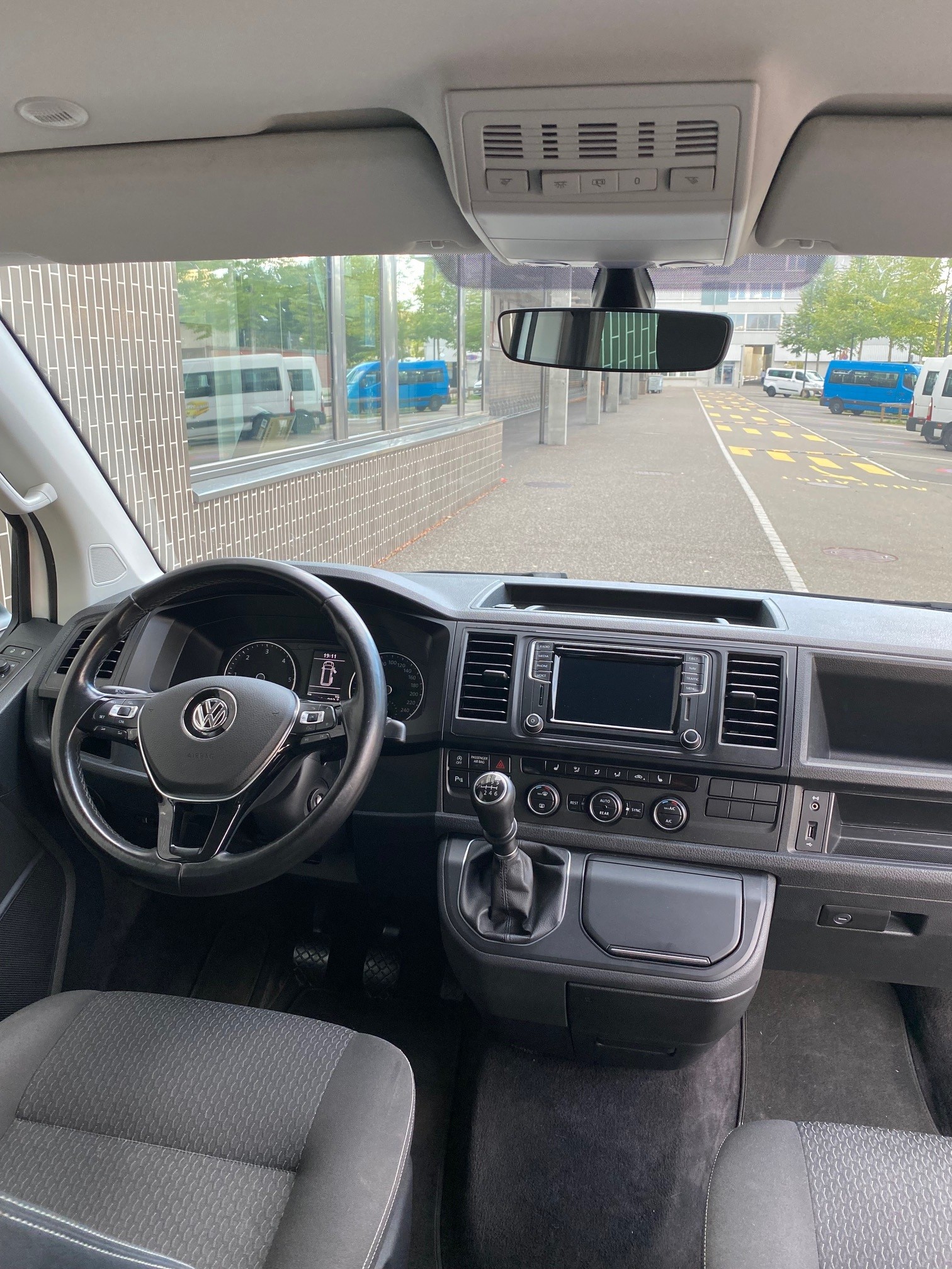 VW T6 Multivan 2.0 TDI Liberty-image-7