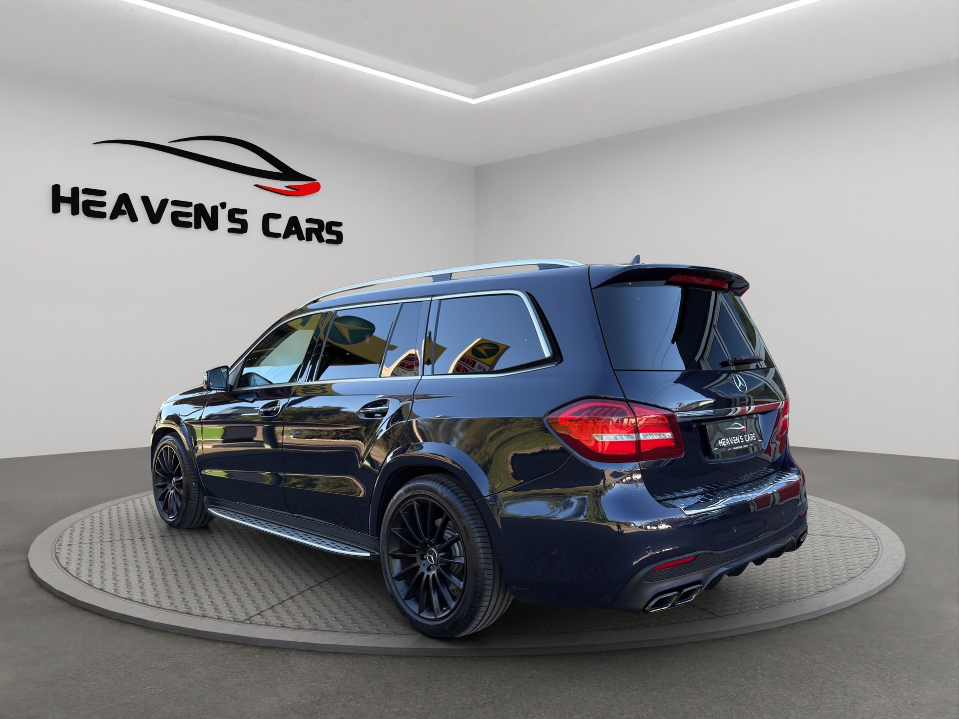 MERCEDES-BENZ GLS 350 d 4Matic 9G-TRONIC-showroom-element-3
