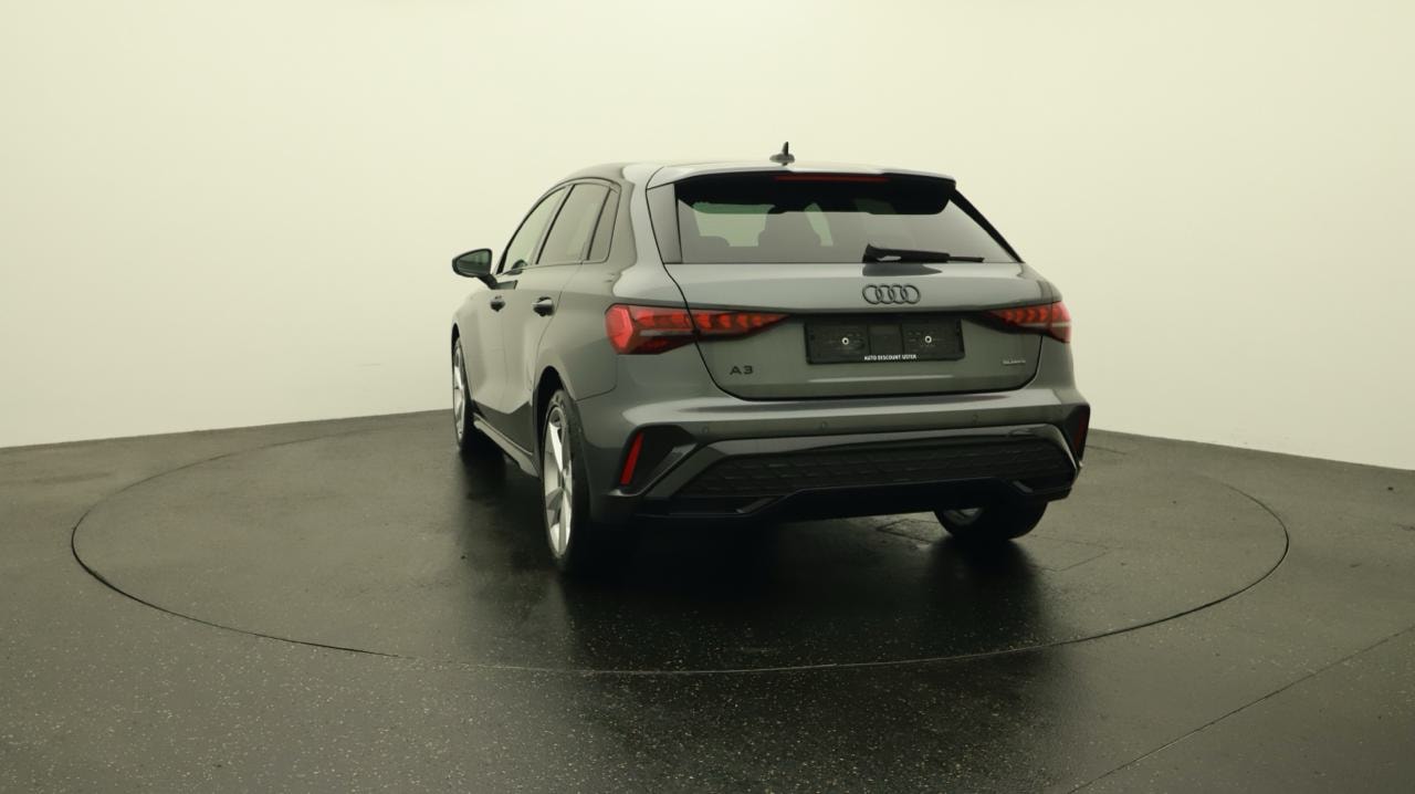 AUDI A3 Sportback TFSI 150 kW quattro S line S tronic-showroom-element-3