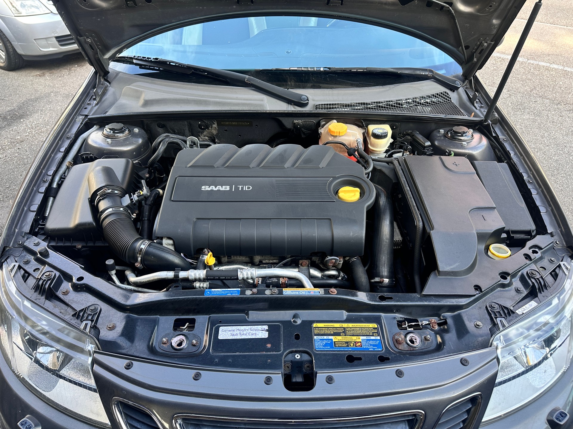 SAAB 9-3 1.9 TiD Vector-image-8