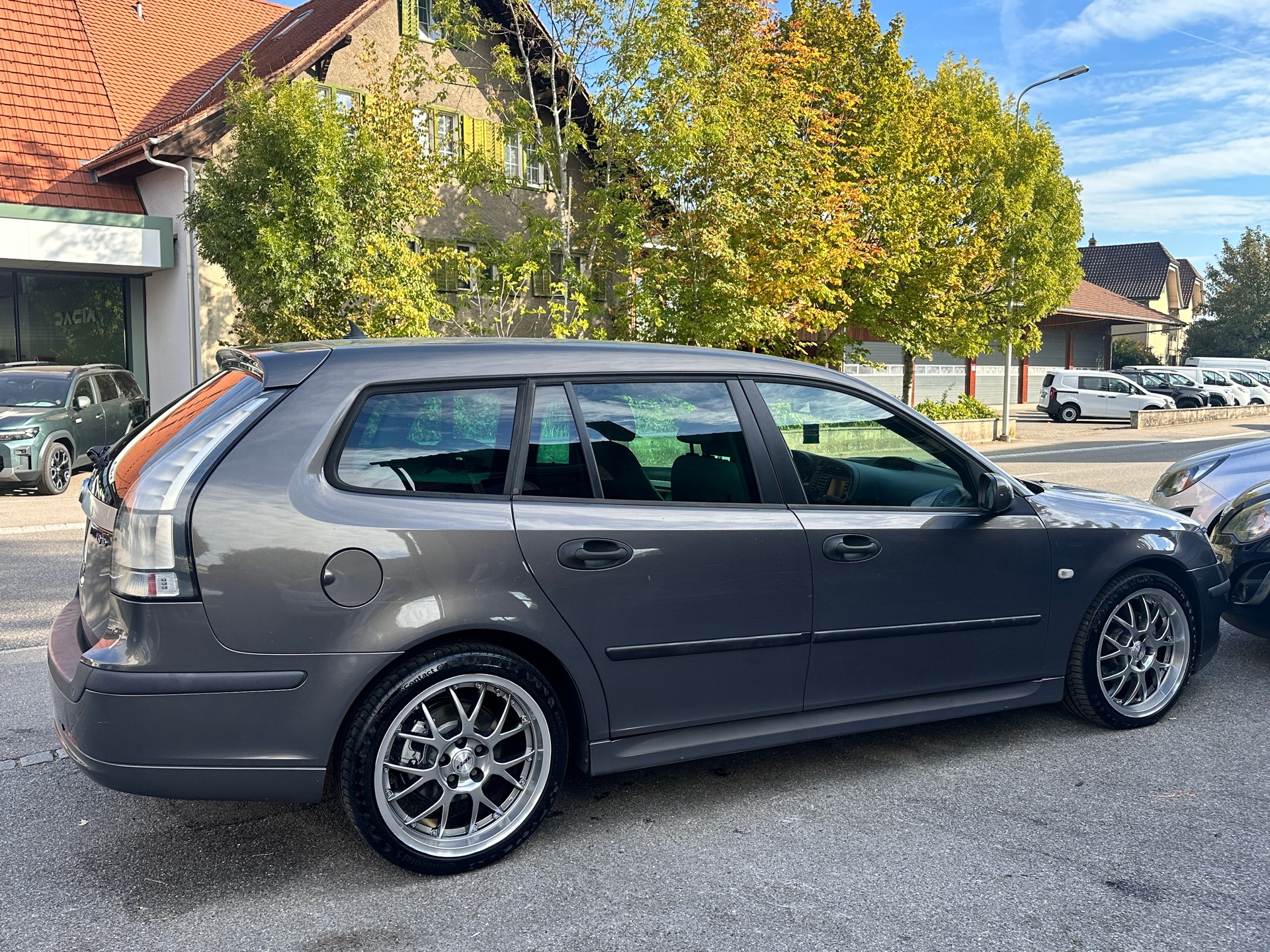 SAAB 9-3 1.9 TiD Vector-showroom-element-2