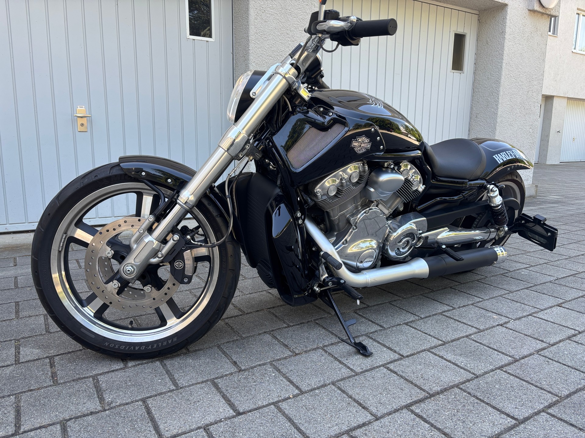HARLEY-DAVIDSON VRSCF V-Rod Muscle ABS-image-1