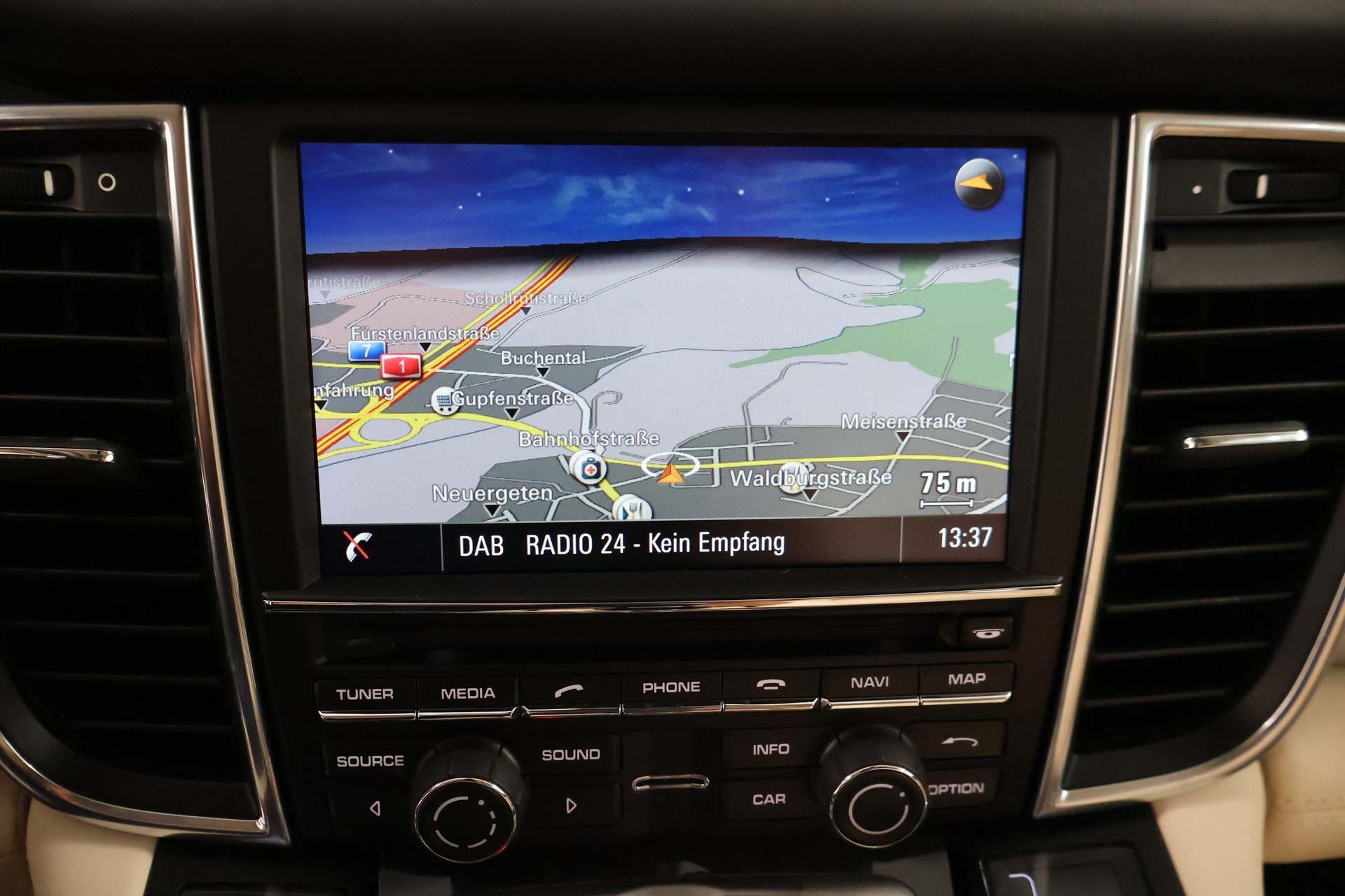 PORSCHE Panamera Turbo 4.8 PDK-image-22