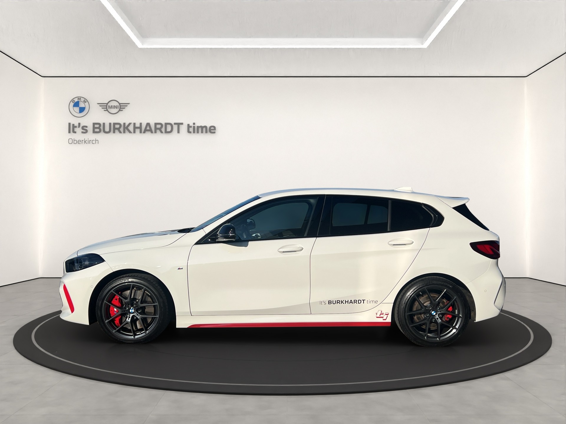 BMW 128ti Steptronic-showroom-element-1