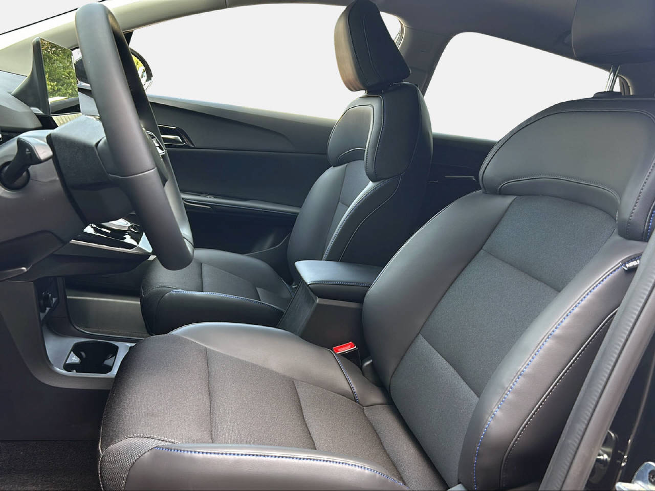 MG 4 64kWh Luxury-image-13