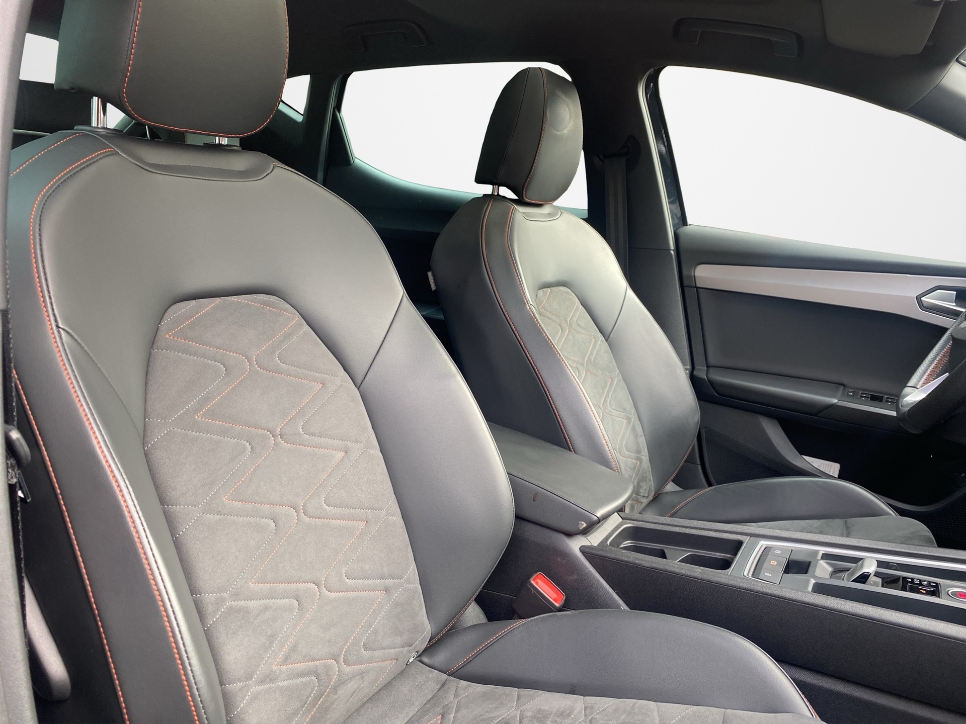 SEAT Leon 1.4 eHybrid pHEV DSG FR-image-16
