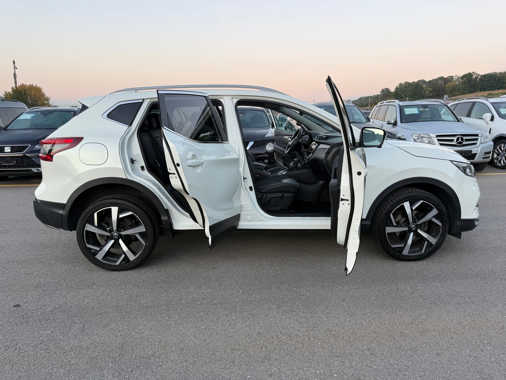 NISSAN Qashqai 1.7 dCi tekna Xtronic ALL-MODE 4x4-image-16