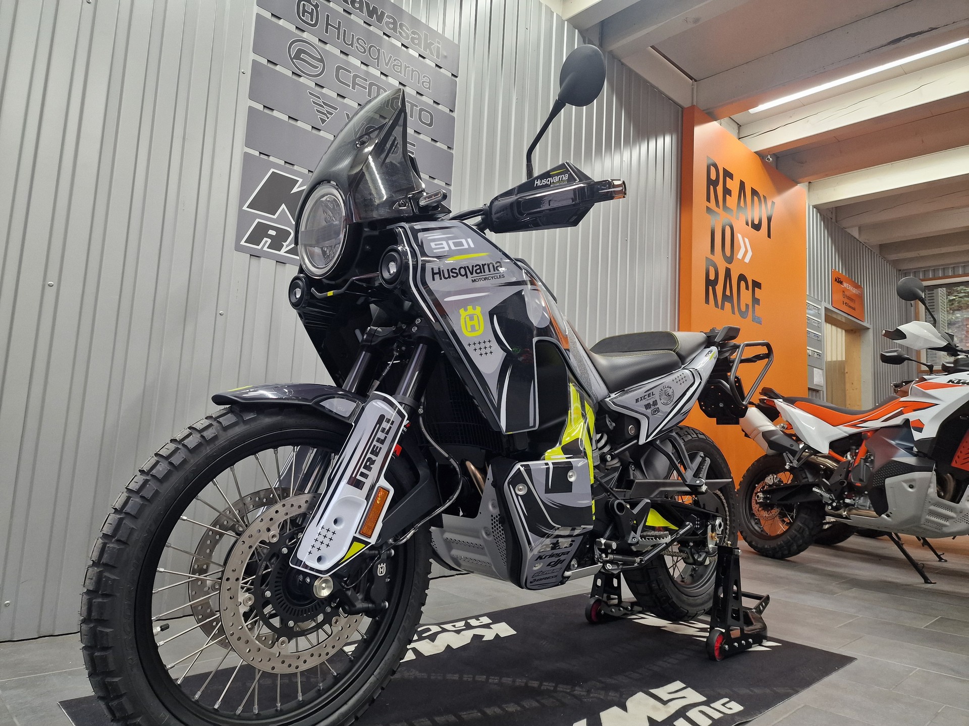 HUSQVARNA Norden 901-image-2