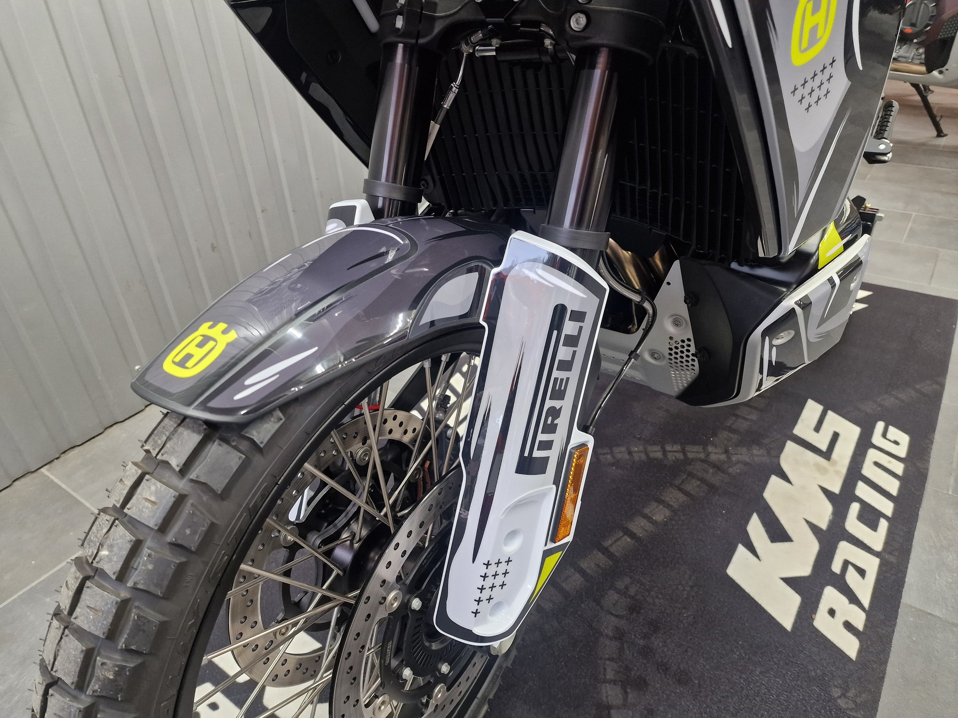 HUSQVARNA Norden 901-image-3