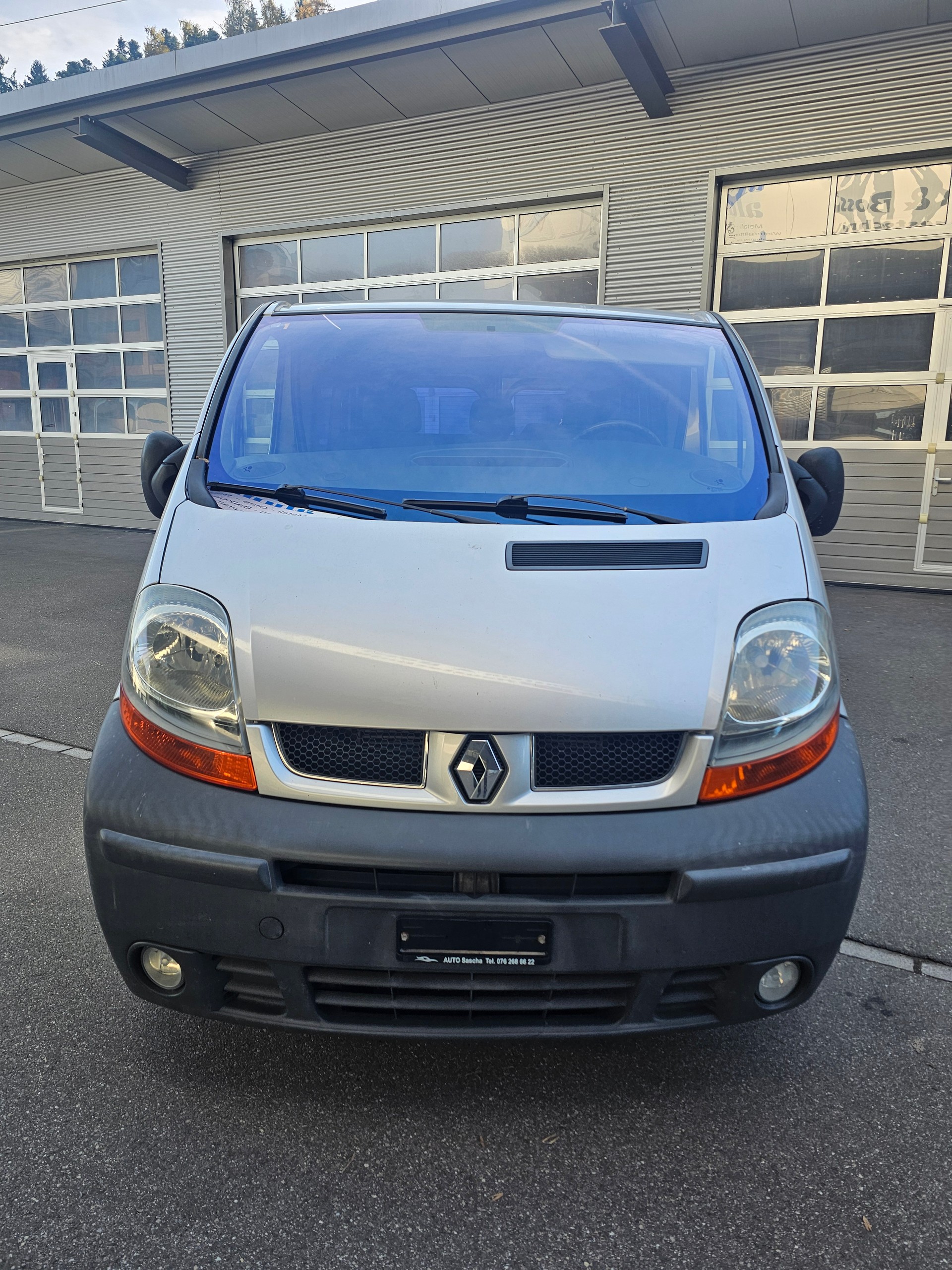 RENAULT Trafic 1.9 dCi 100 2.9t-showroom-element-2