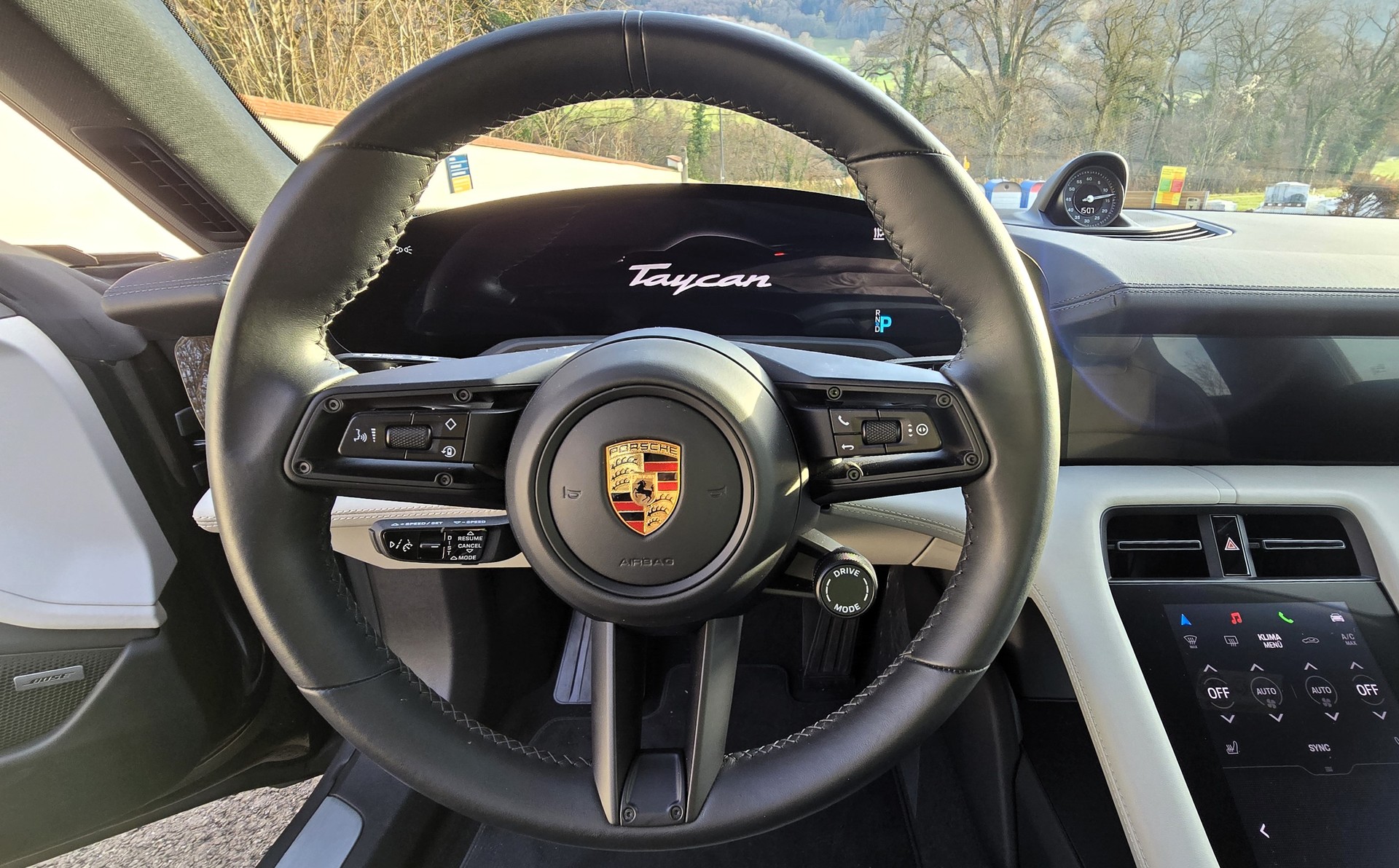 PORSCHE Taycan 4S 93.4 kWh-image-13