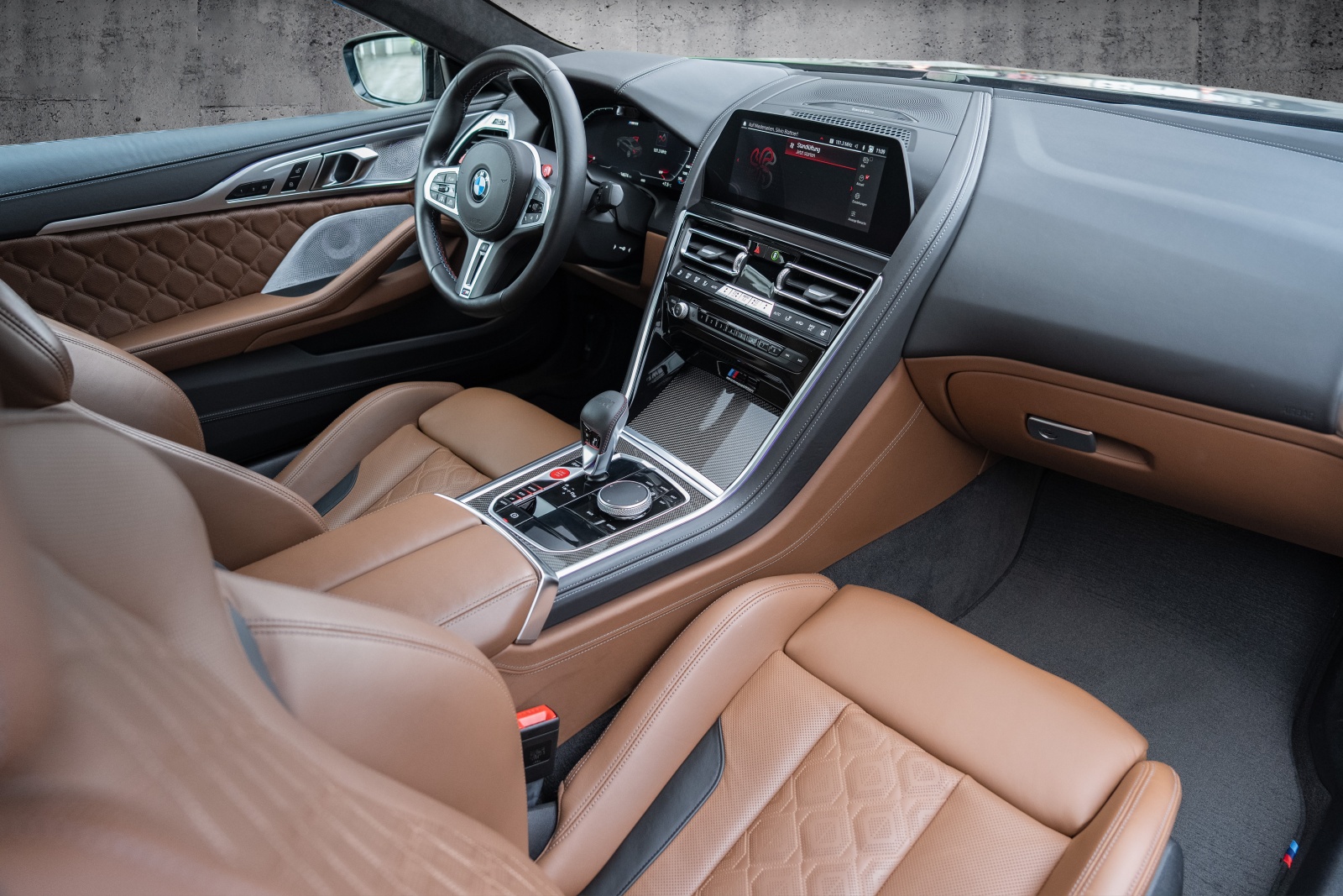 BMW M8 Competition xDrive Coupé-image-18