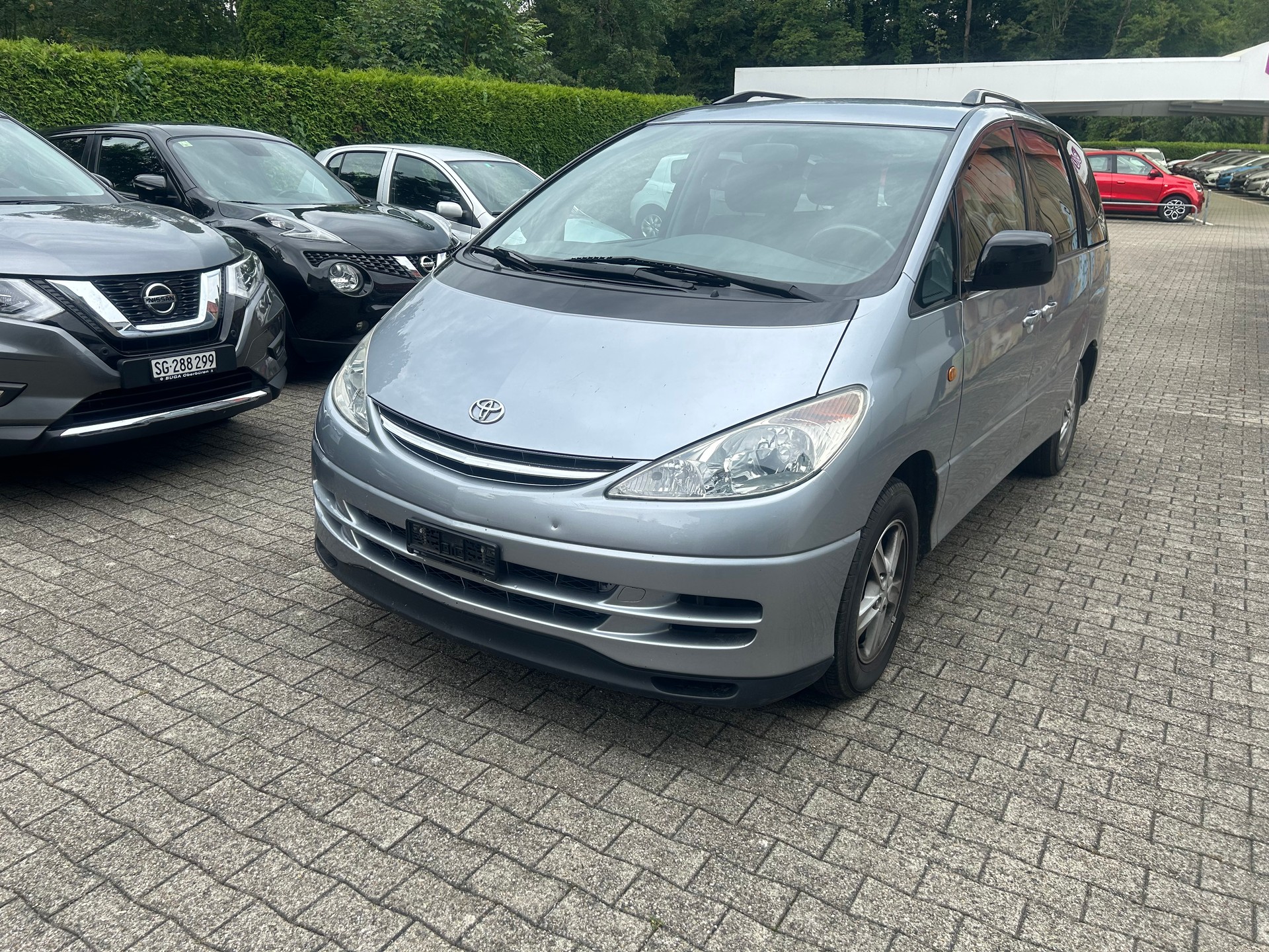 TOYOTA Previa 2.4 Linea Luna-image-1