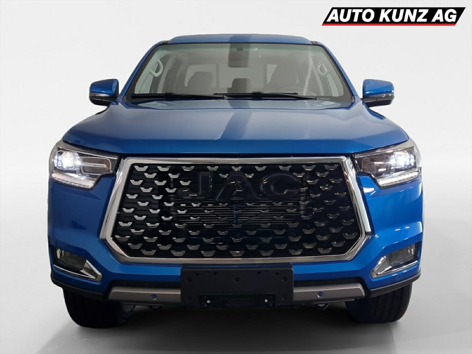 JAC T8 Pro Diesel 2.0Di AWD-showroom-element-2