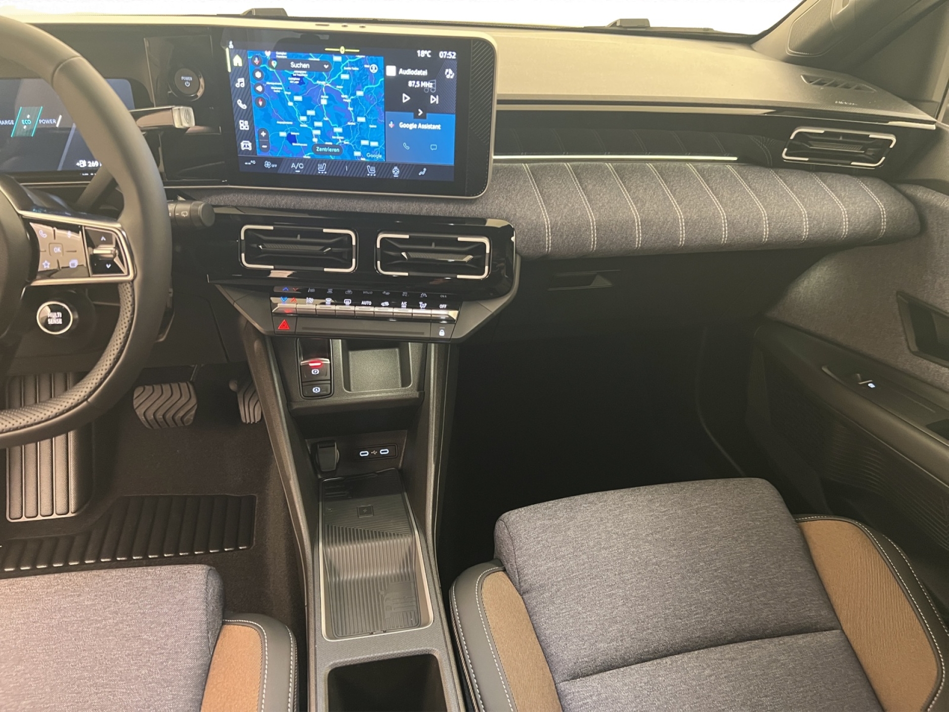 RENAULT R5 E-Tech Urban Range techno-image-6