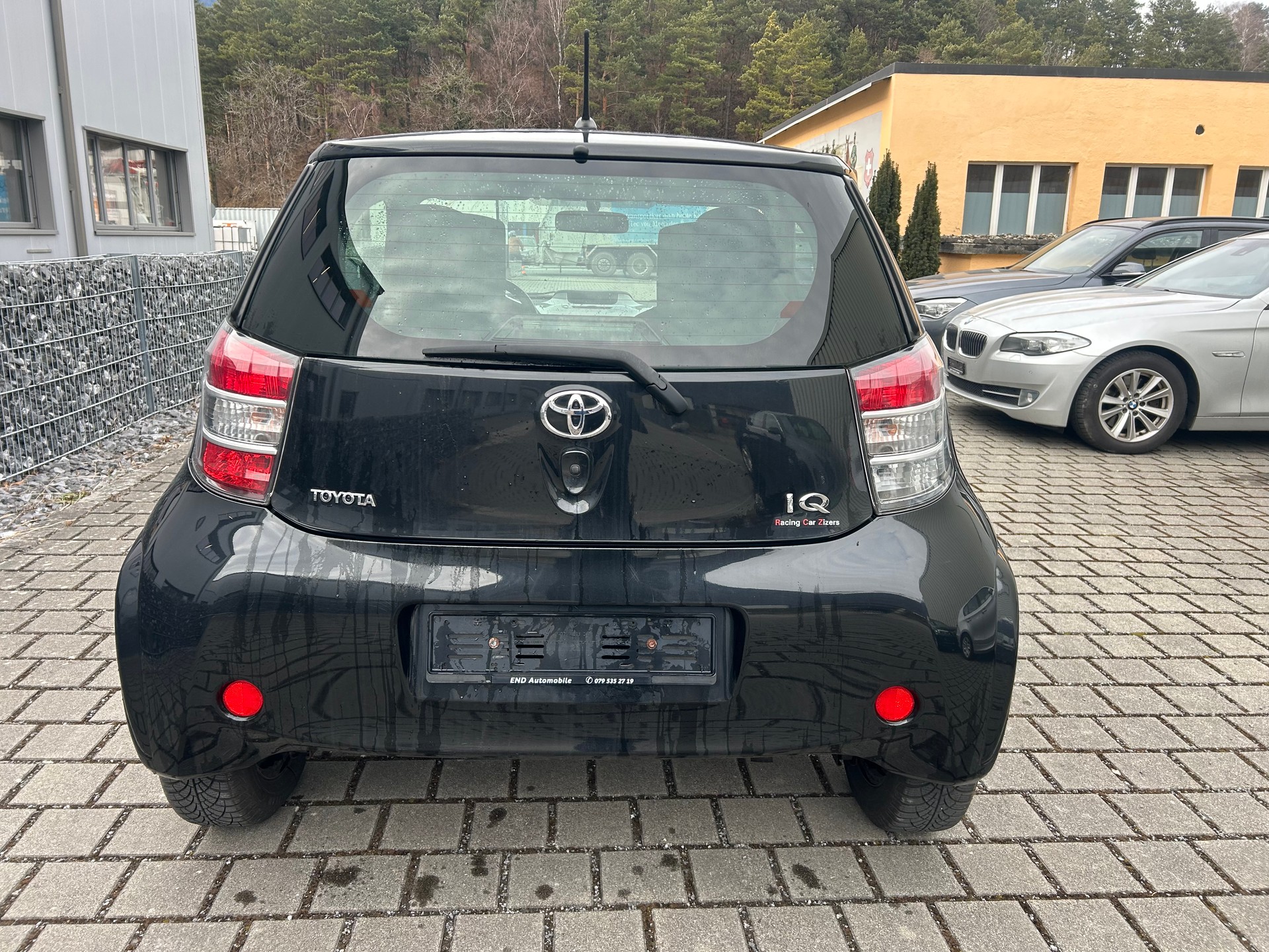 TOYOTA iQ2 1.0 VVT-i-image-3