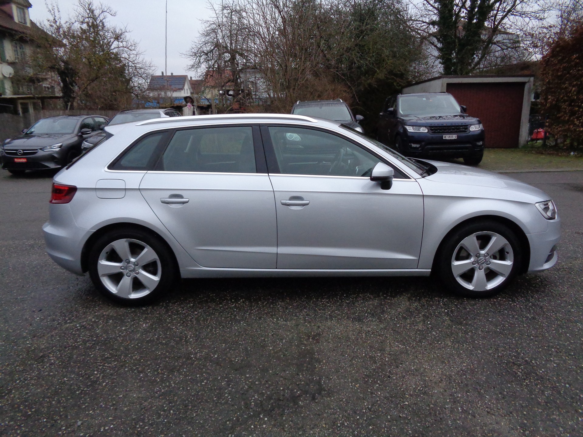 AUDI A3 Sportback 1.4 TFSI Ambition S-tronic-image-4