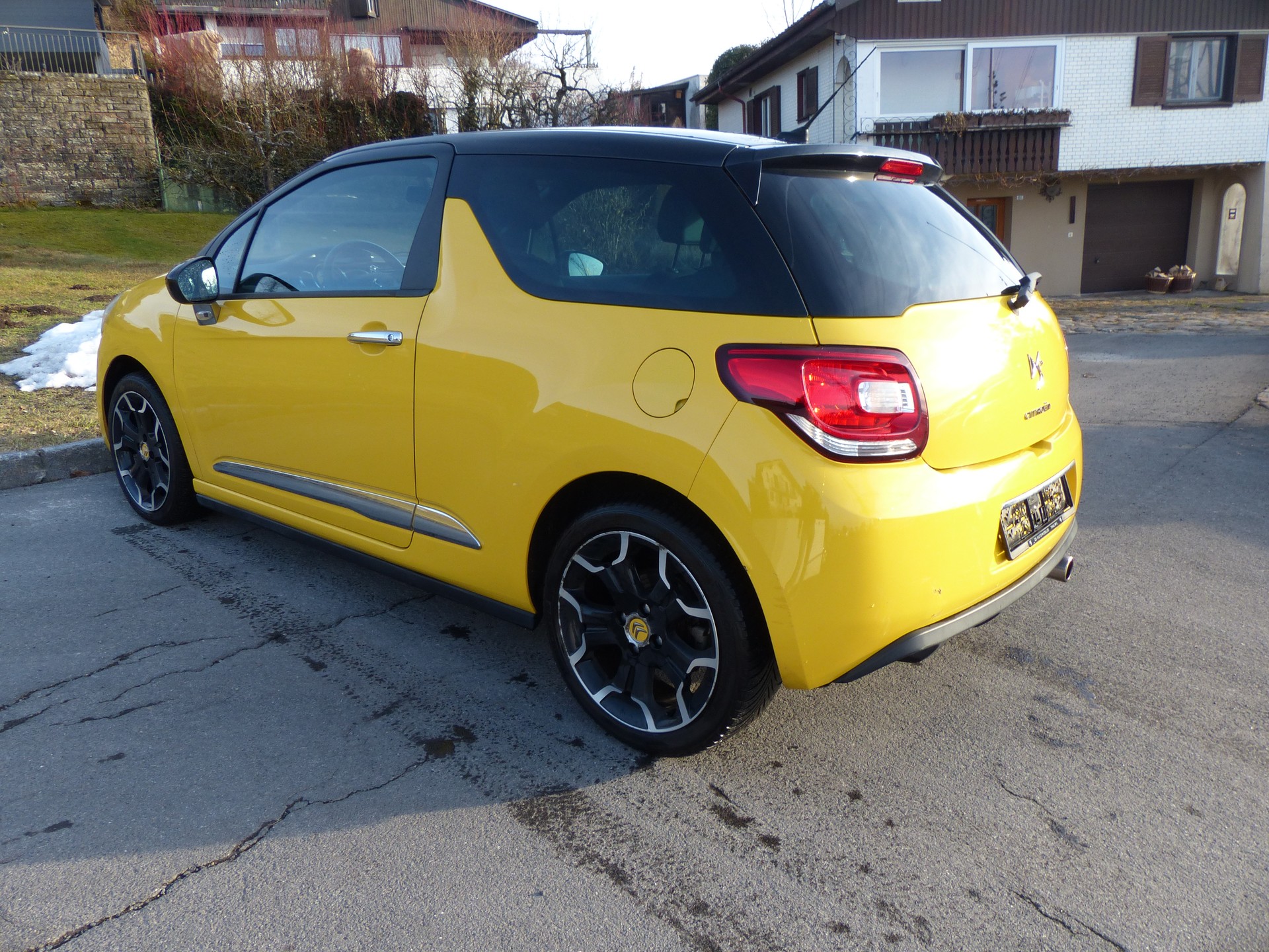 DS AUTOMOBILES DS3 1.6 VTi SO Chic Automatic-image-6