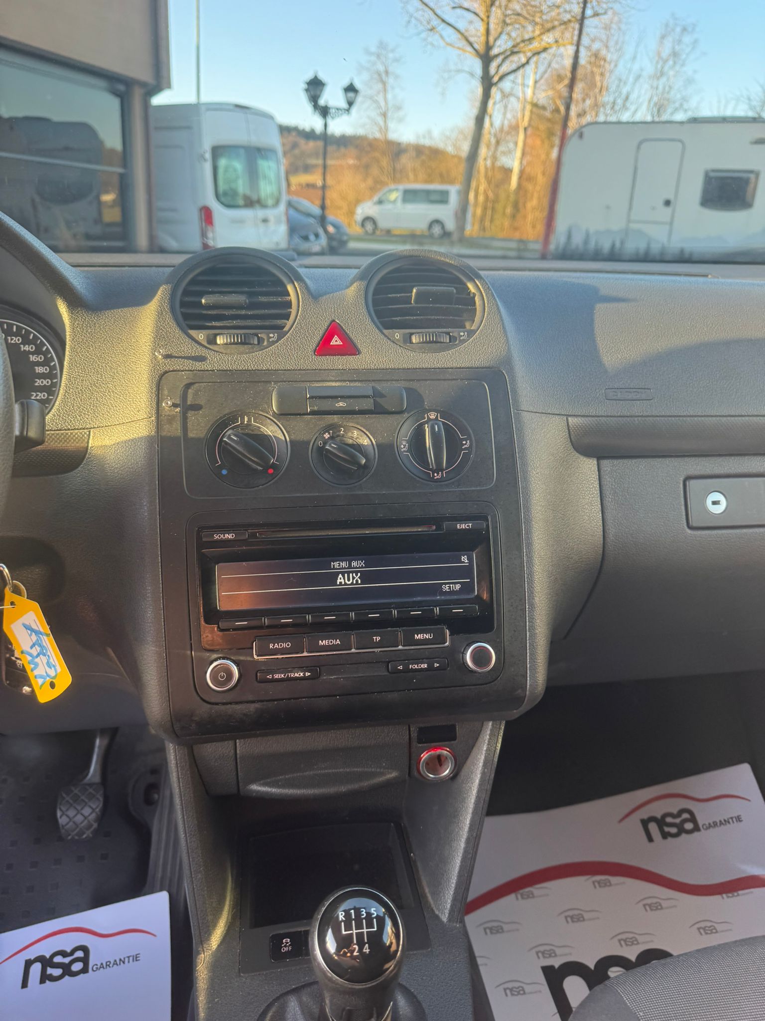 VW Caddy 1.2 TSI-image-10