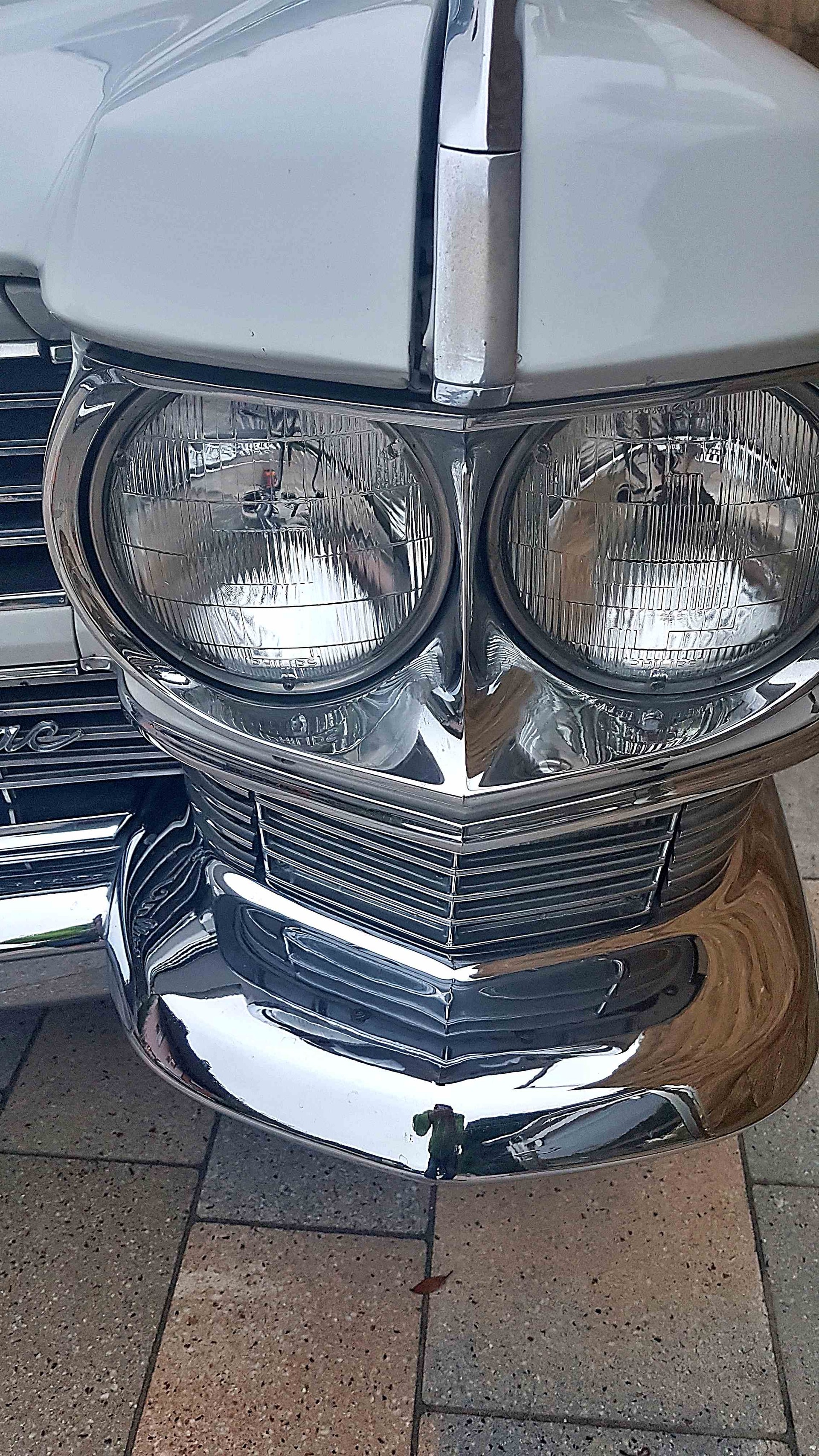 CADILLAC Coupé 7.0-V8 1964-image-7