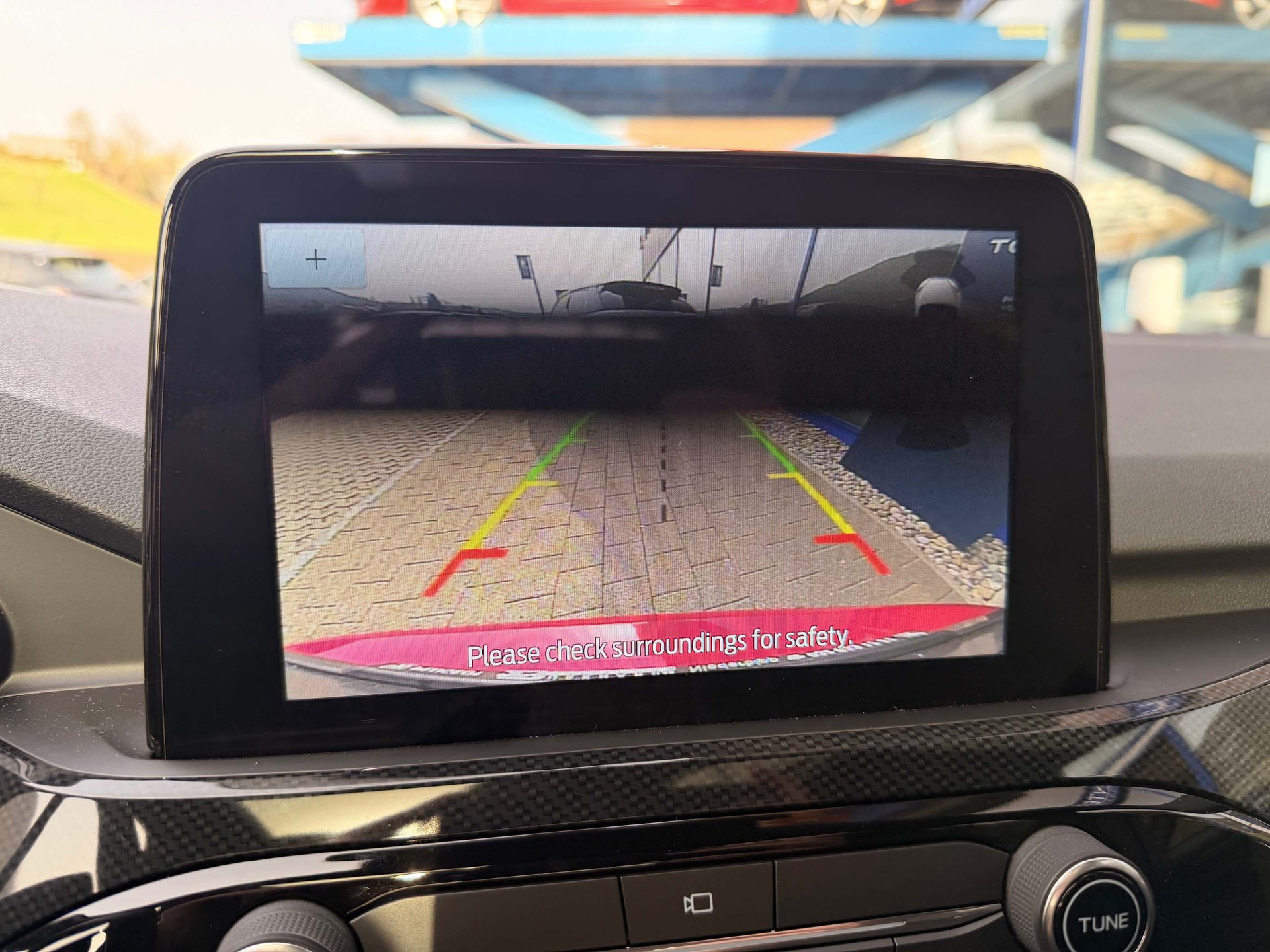 FORD Kuga 2.5 Plug-in Hybrid ST-Line X-image-15